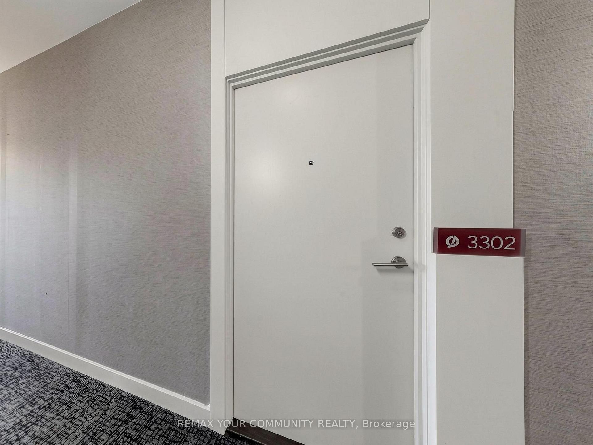 Photo 4 of Unit 3302, 121 Mcmahon Drive, North York, Bayview Village — HOMEH