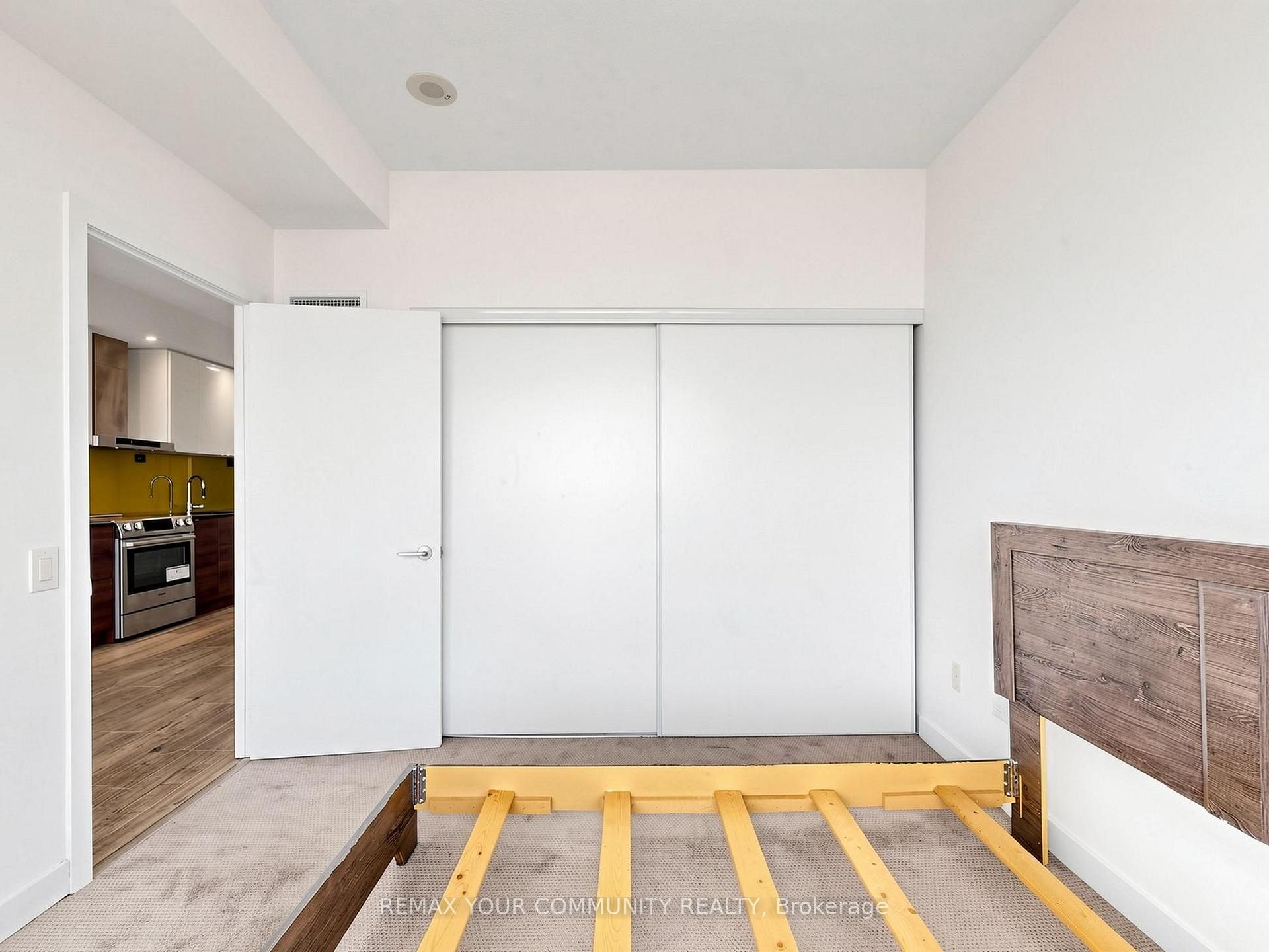 Photo 11 of Unit 3302, 121 Mcmahon Drive, North York, Bayview Village — HOMEH