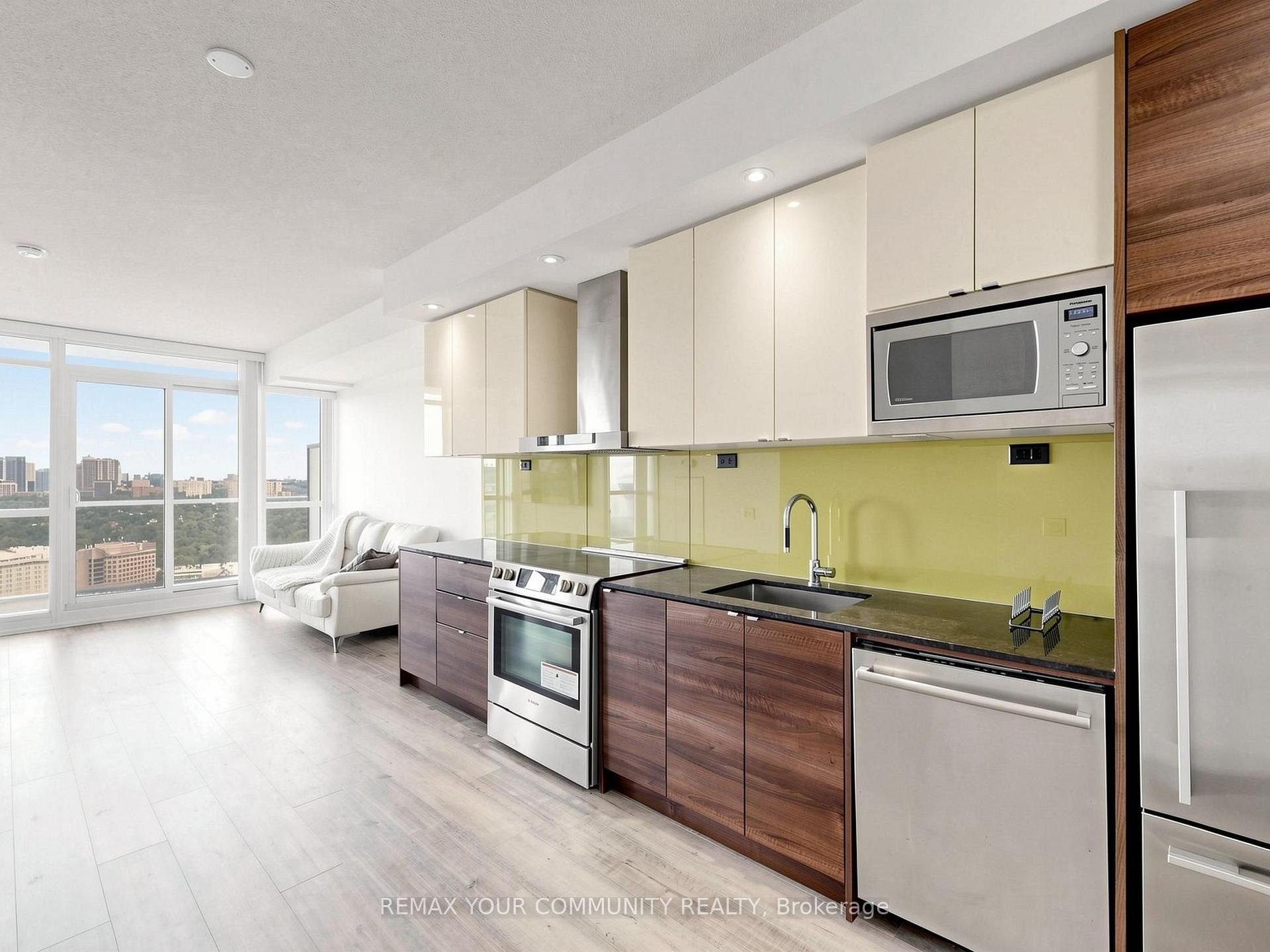 Photo 17 of Unit 3302, 121 Mcmahon Drive, North York, Bayview Village — HOMEH