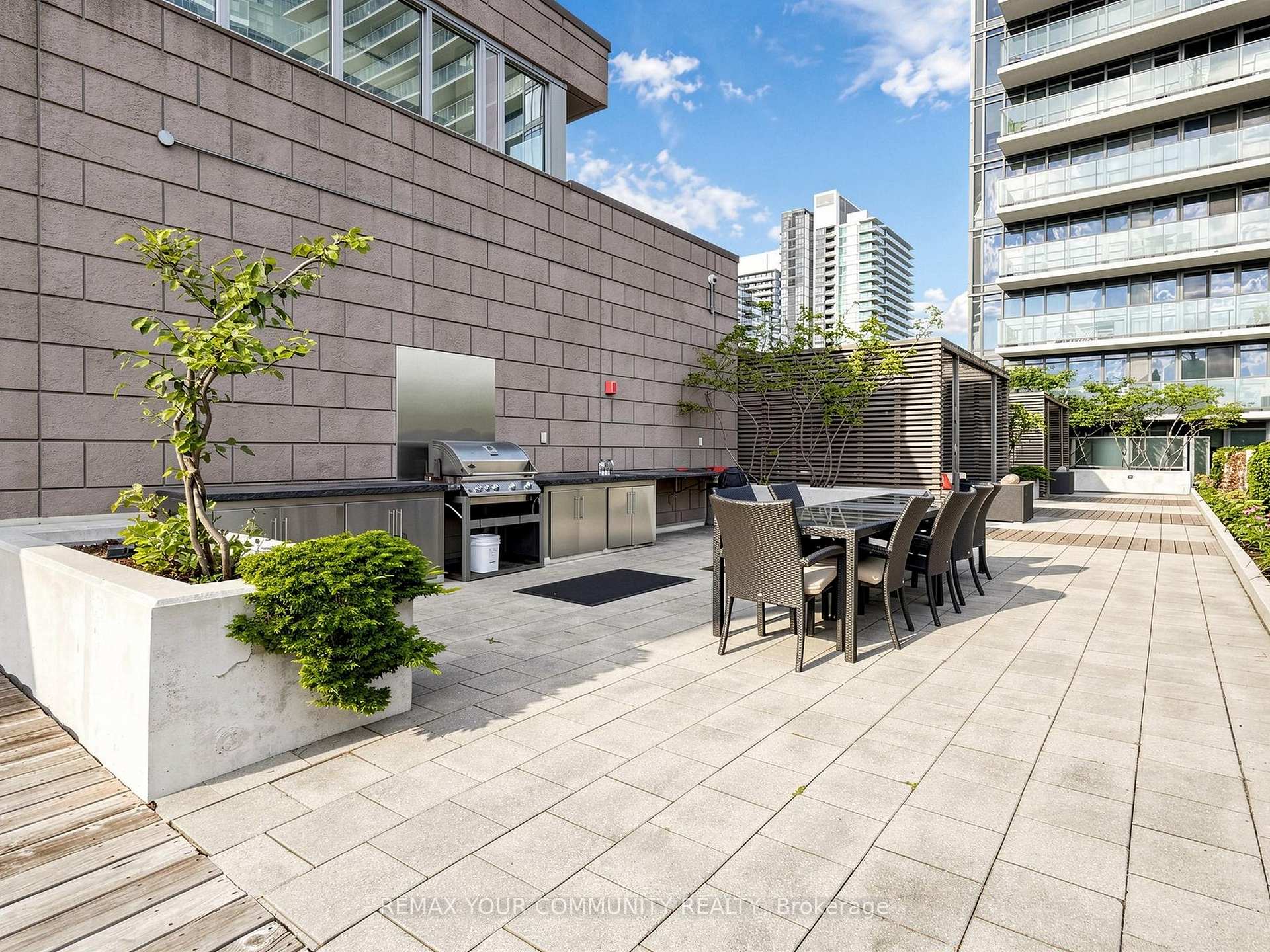 Photo 33 of Unit 3302, 121 Mcmahon Drive, North York, Bayview Village — HOMEH