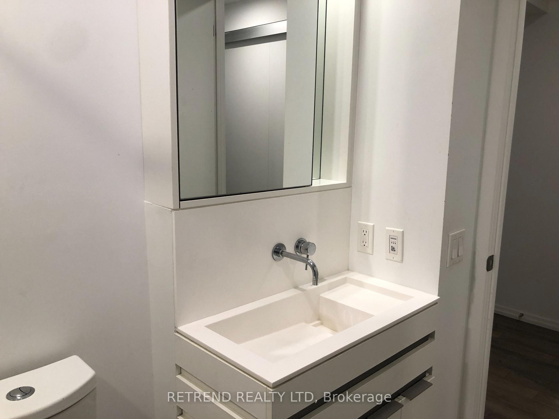 Photo 30 of Unit 4704, 197 Yonge Street, Toronto, Church-Yonge Corridor — HOMEH