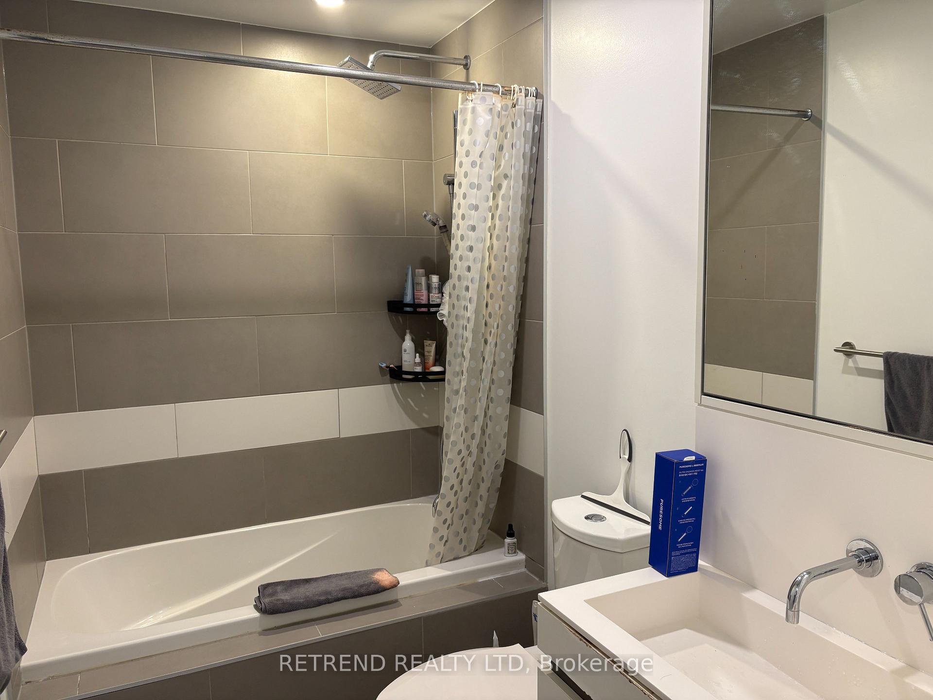 Photo 31 of Unit 4704, 197 Yonge Street, Toronto, Church-Yonge Corridor — HOMEH