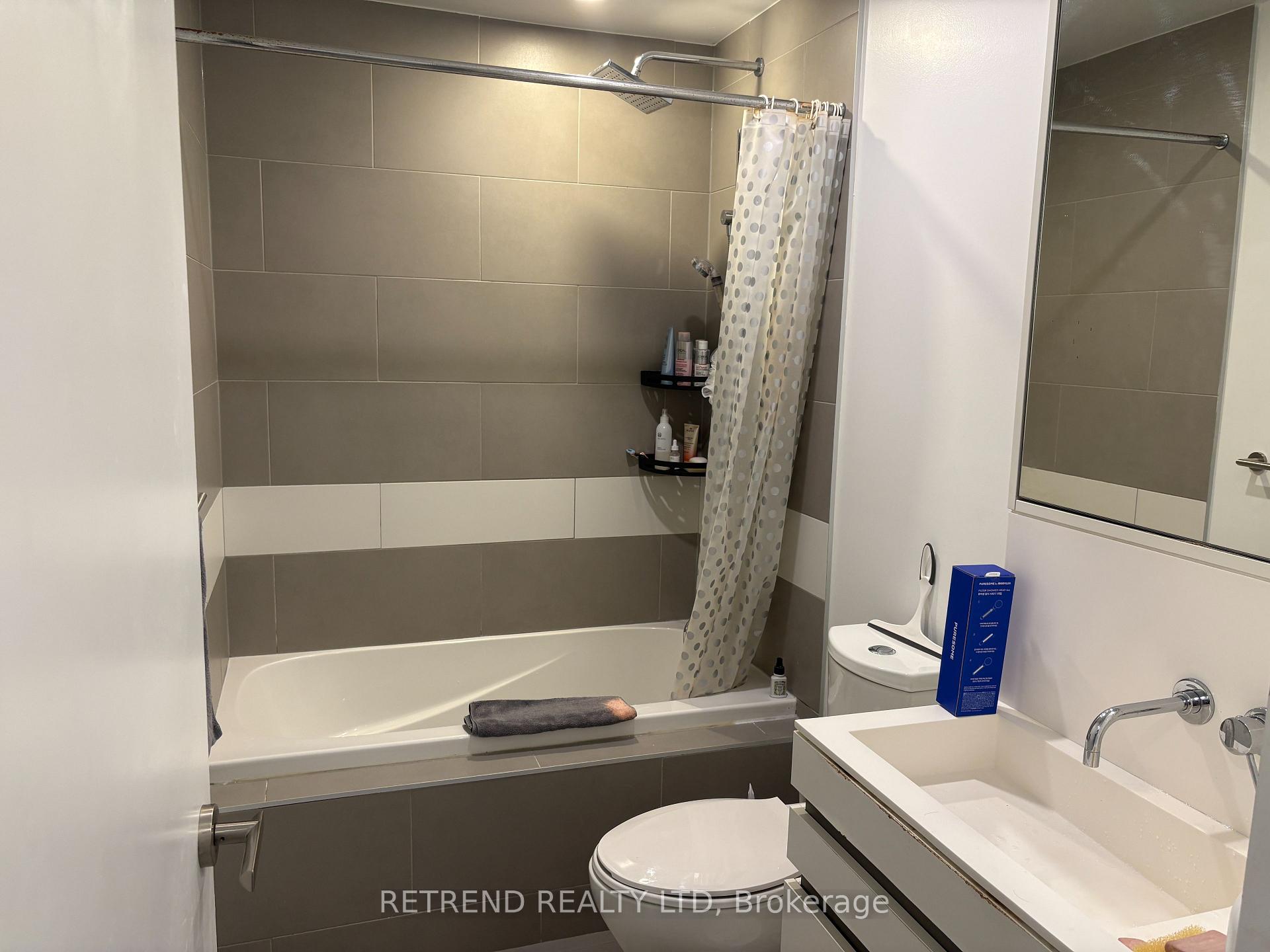 Photo 32 of Unit 4704, 197 Yonge Street, Toronto, Church-Yonge Corridor — HOMEH