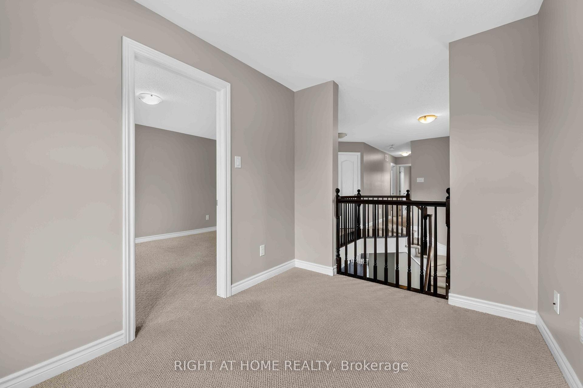 Photo 7 of 628 Moorpark Avenue, Ottawa, Kanata - Emerald Meadows/Trailwest — HOMEH