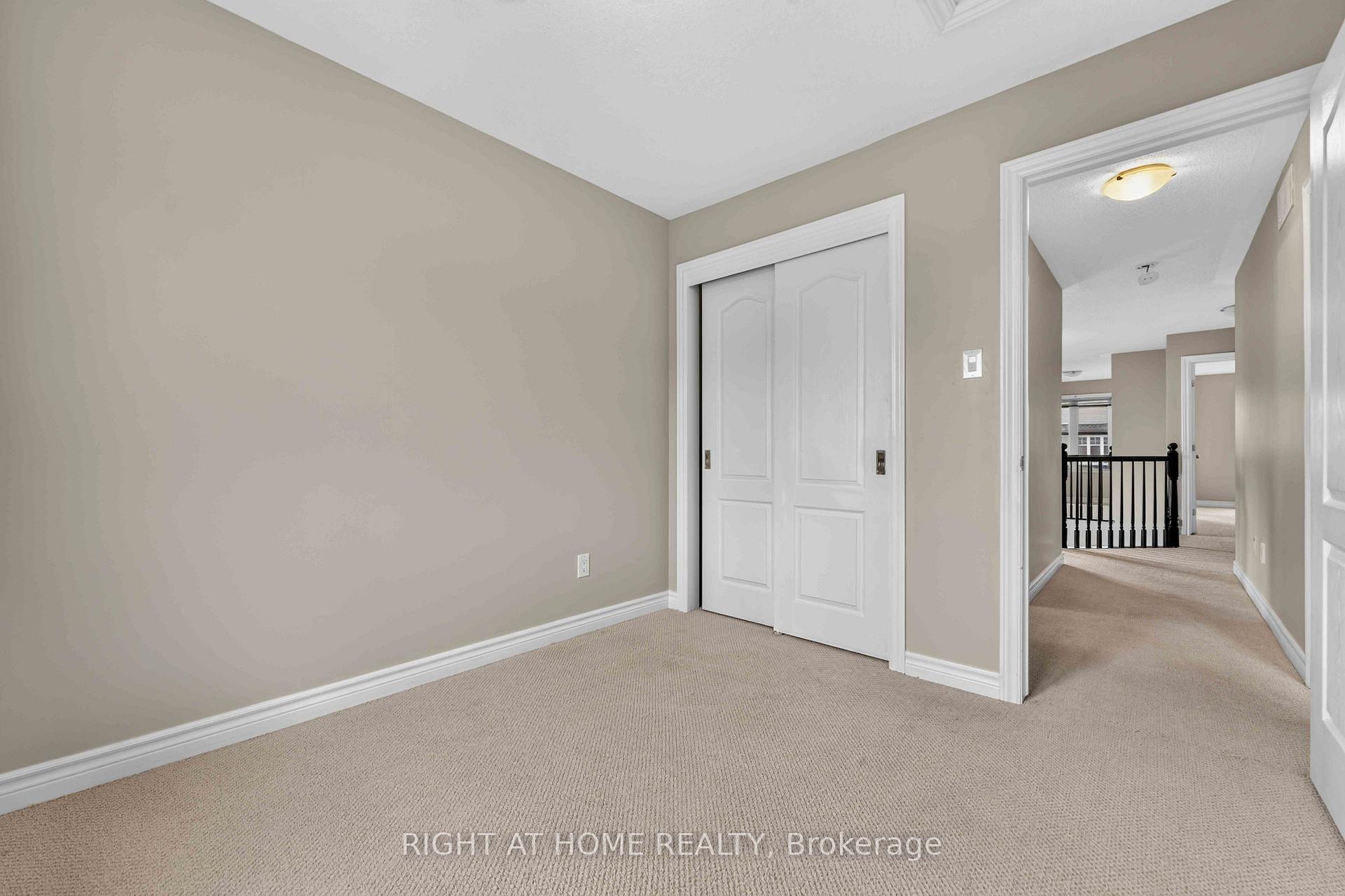 Photo 15 of 628 Moorpark Avenue, Ottawa, Kanata - Emerald Meadows/Trailwest — HOMEH