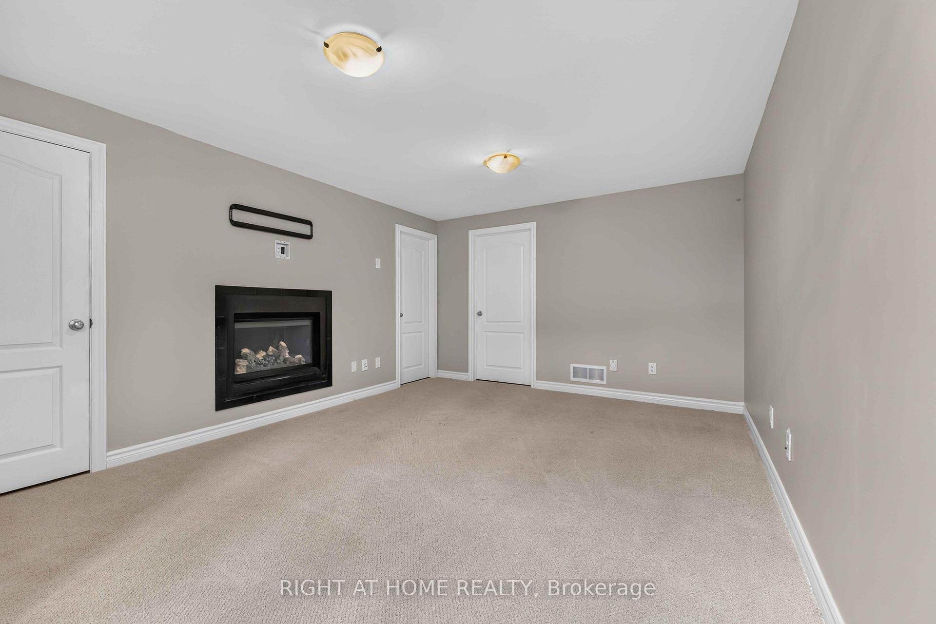 Photo 18 of 628 Moorpark Avenue, Ottawa, Kanata - Emerald Meadows/Trailwest — HOMEH