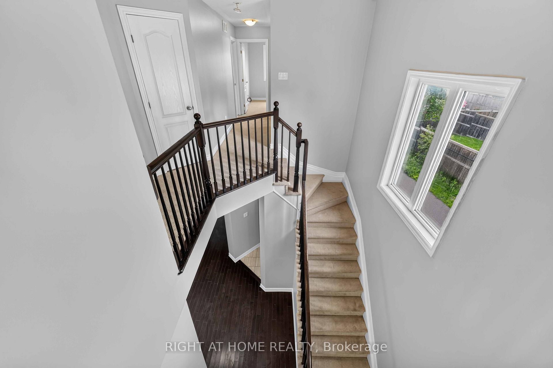 Photo 31 of 628 Moorpark Avenue, Ottawa, Kanata - Emerald Meadows/Trailwest — HOMEH