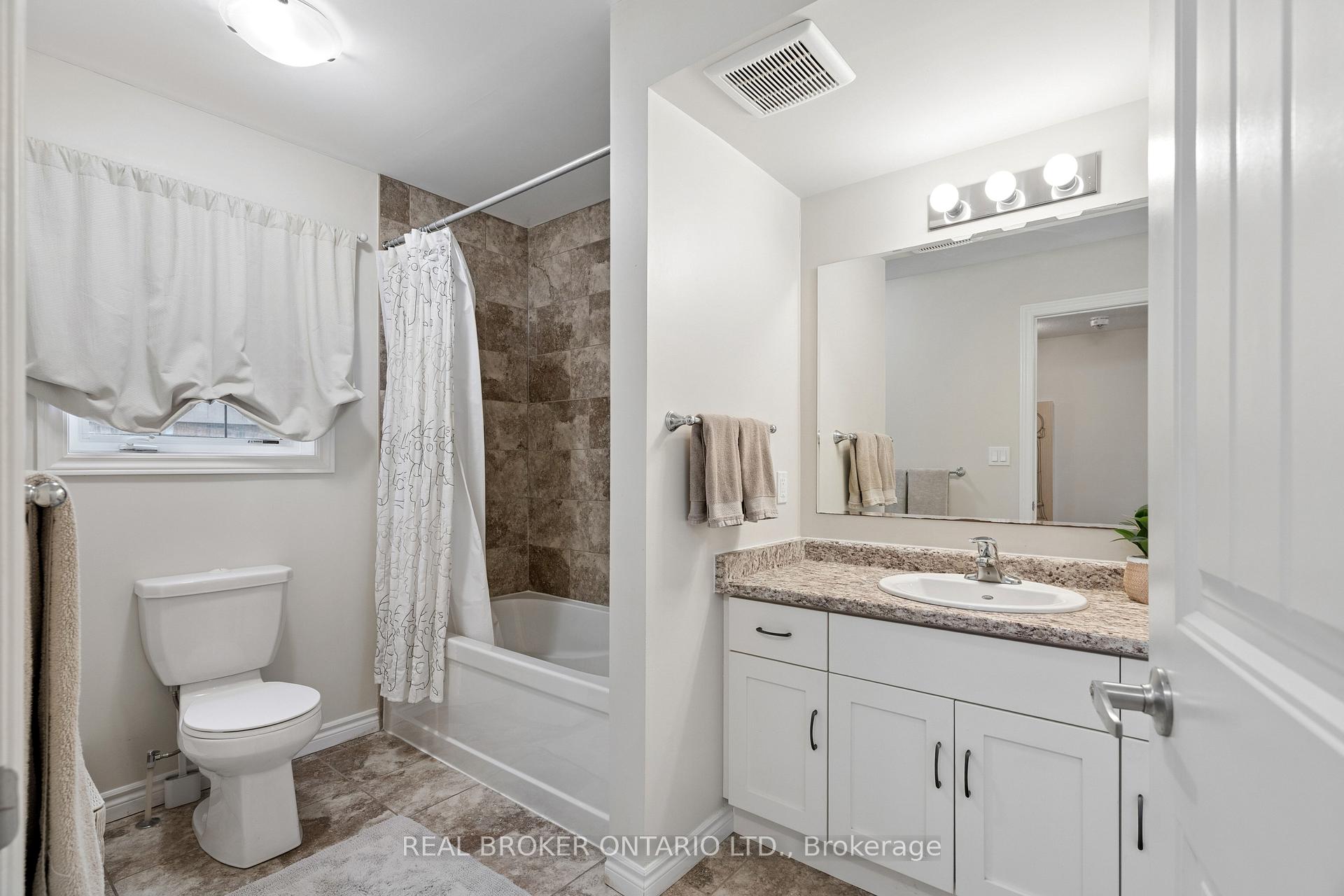 Photo 17 of Unit 9B, 9 Guthrie Lane, Guelph/Eramosa, Rockwood — HOMEH