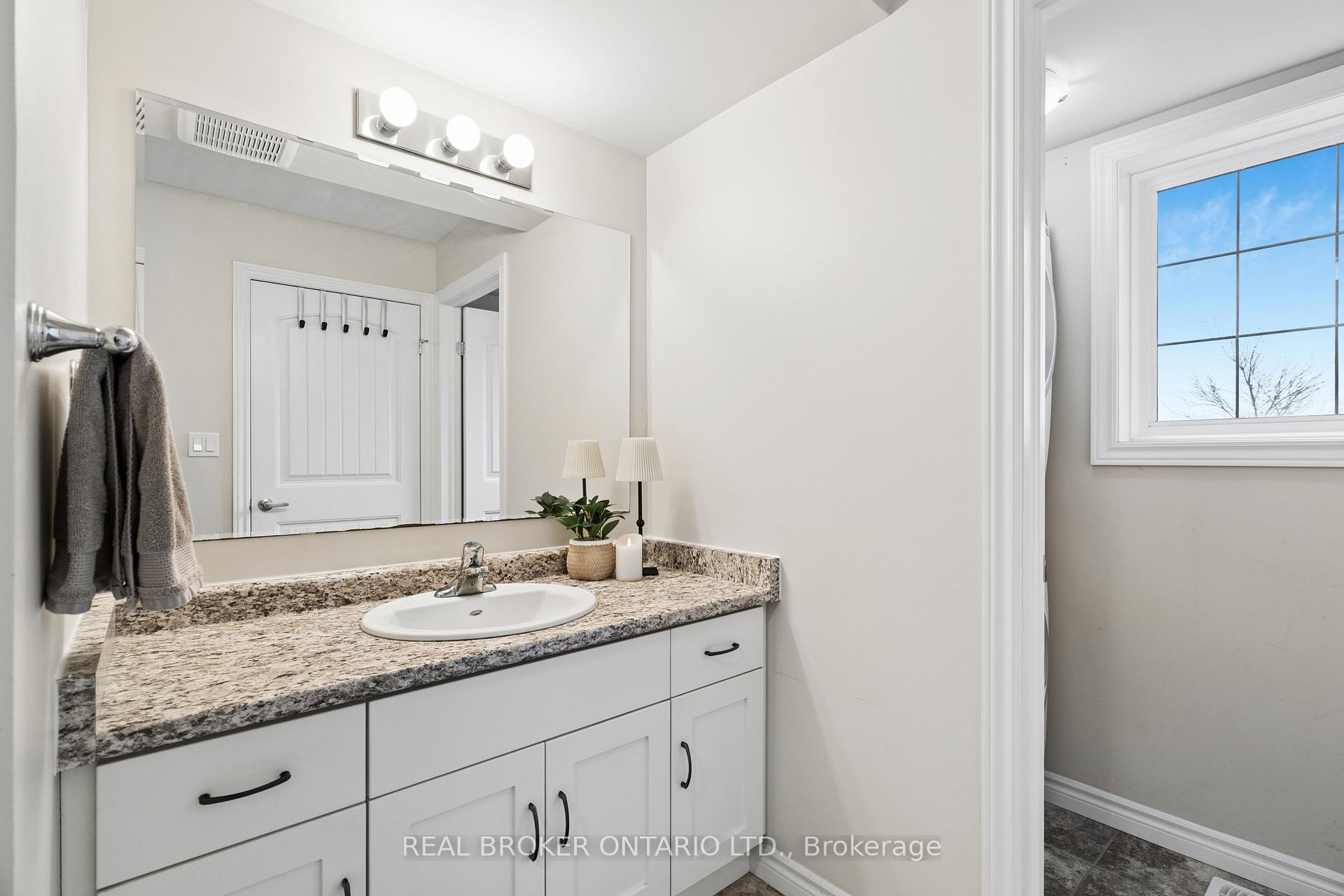 Photo 19 of Unit 9B, 9 Guthrie Lane, Guelph/Eramosa, Rockwood — HOMEH