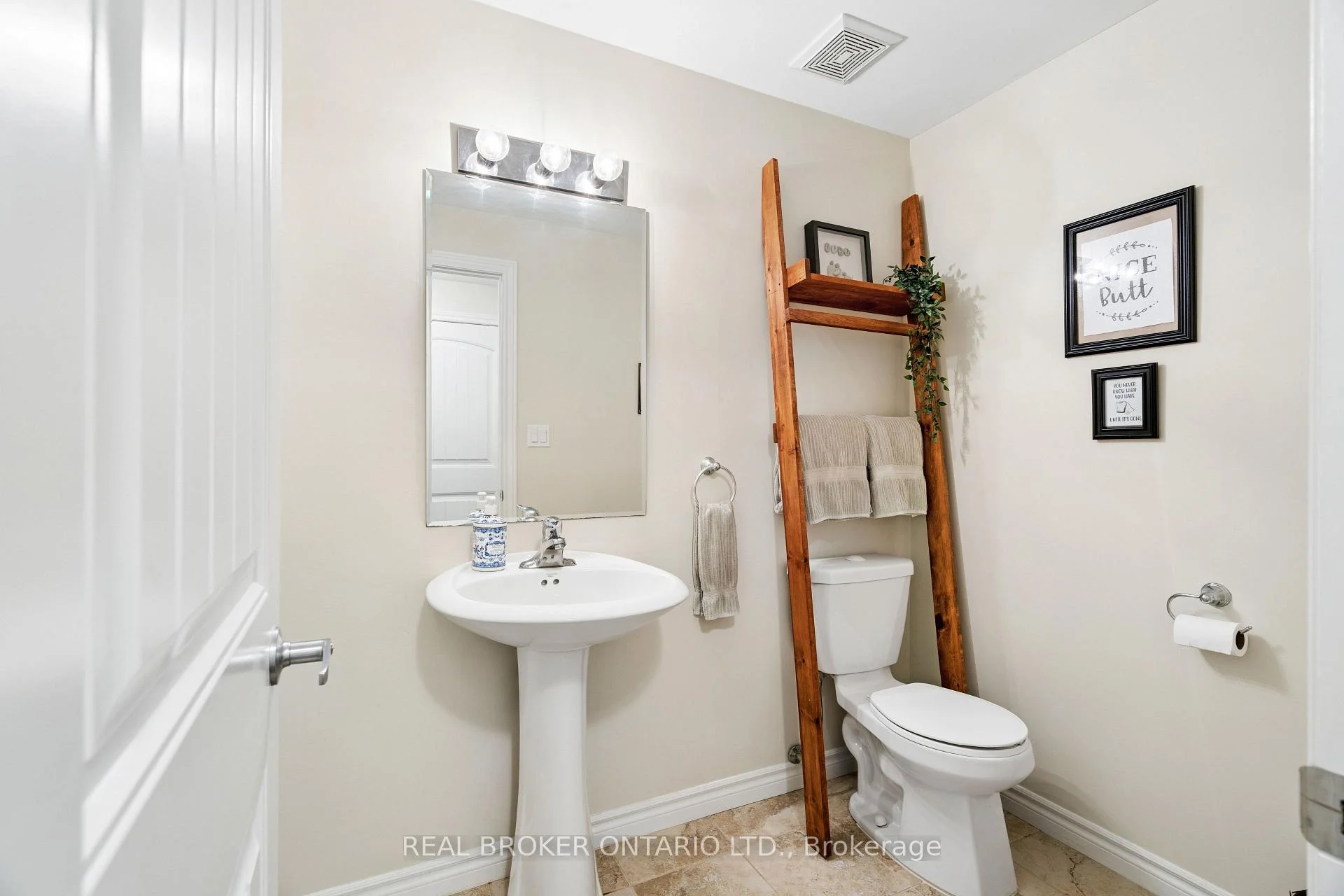 Photo 33 of Unit 9B, 9 Guthrie Lane, Guelph/Eramosa, Rockwood — HOMEH