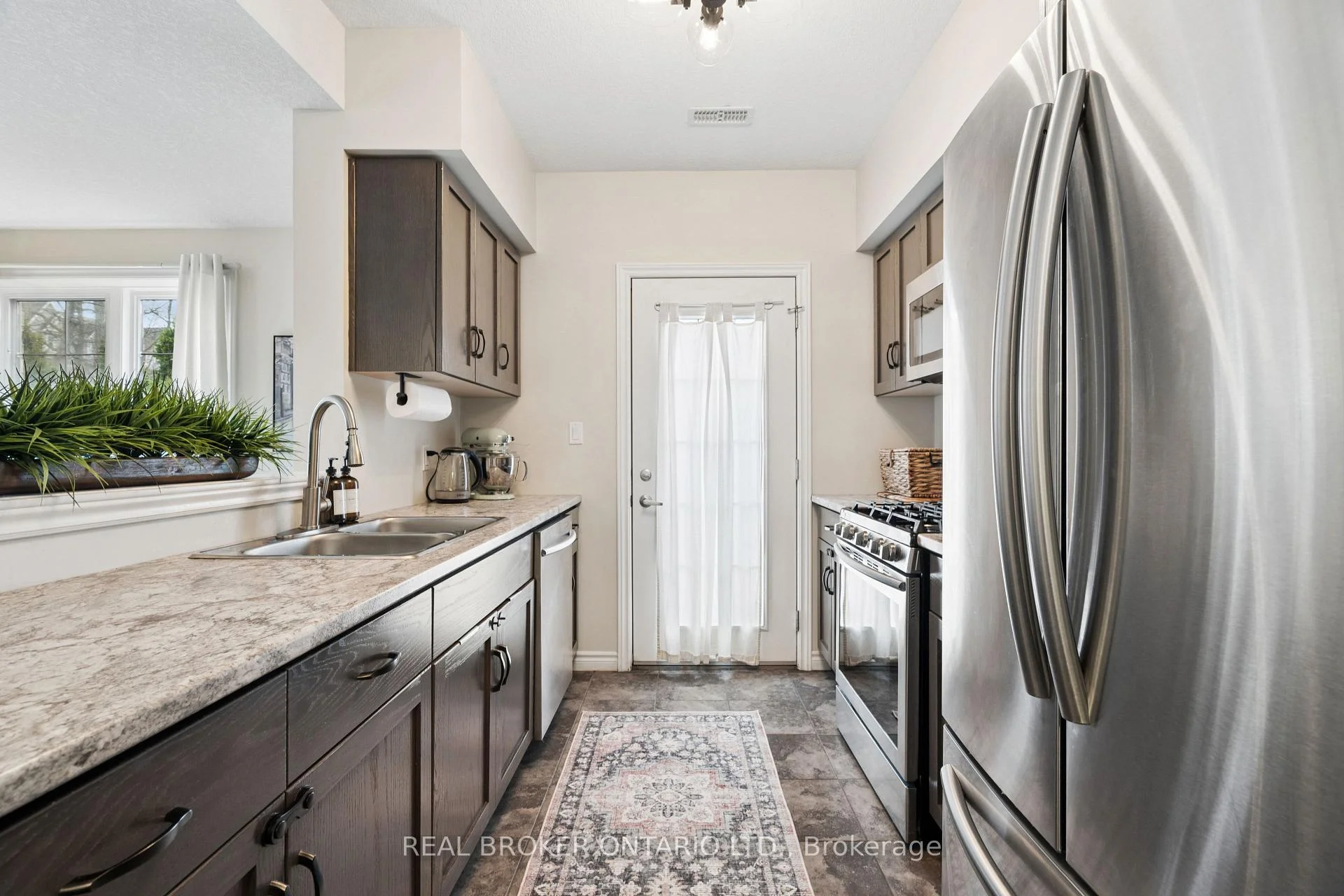 Photo 50 of Unit 9B, 9 Guthrie Lane, Guelph/Eramosa, Rockwood — HOMEH