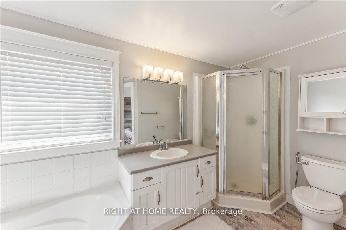 Photo 18 of 223 Grey Fox Drive, Kitchener, Larentian West — HOMEH