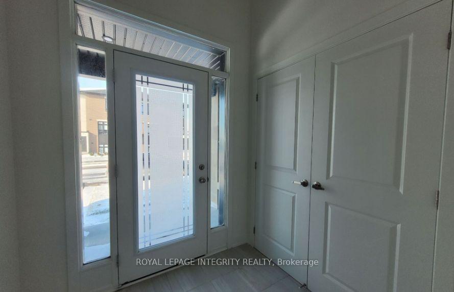 Photo 3 of 32 overberg Way, Ottawa, Kanata - Emerald Meadows/Trailwest — HOMEH