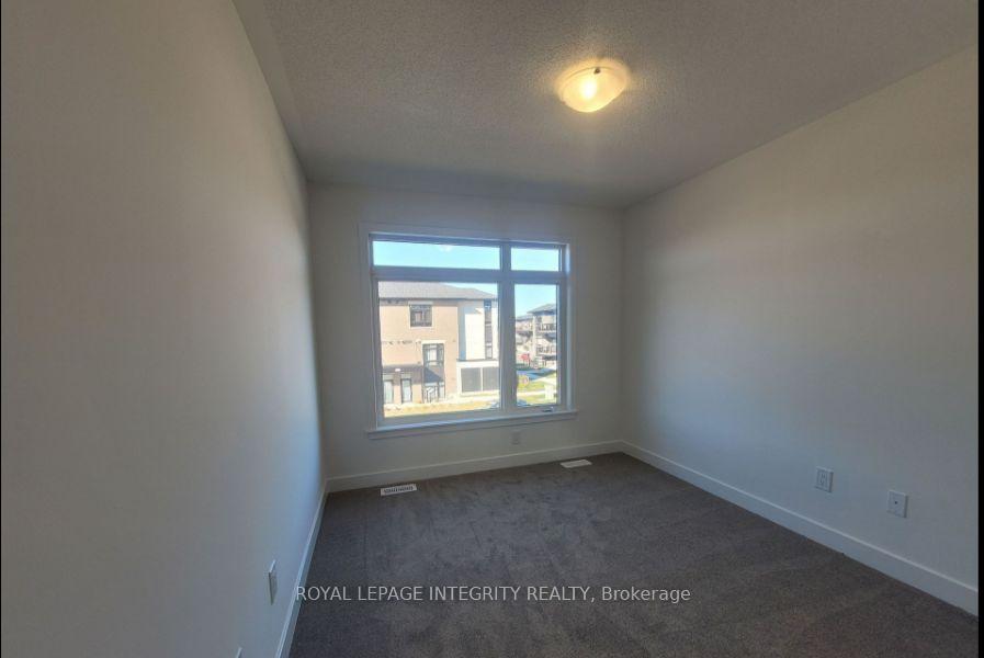 Photo 6 of 32 overberg Way, Ottawa, Kanata - Emerald Meadows/Trailwest — HOMEH