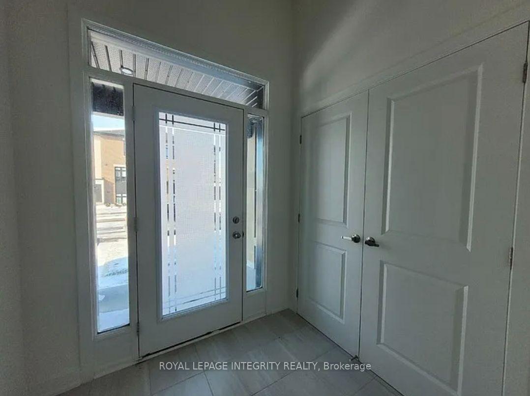 Photo 9 of 32 overberg Way, Ottawa, Kanata - Emerald Meadows/Trailwest — HOMEH