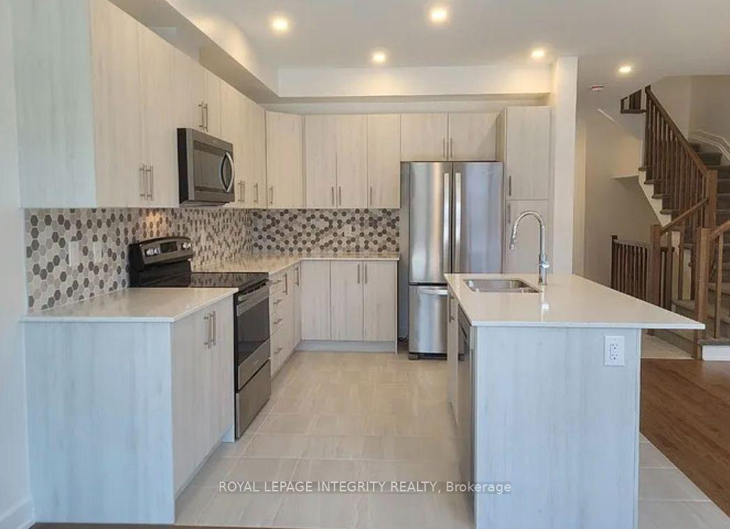 Photo 13 of 32 overberg Way, Ottawa, Kanata - Emerald Meadows/Trailwest — HOMEH