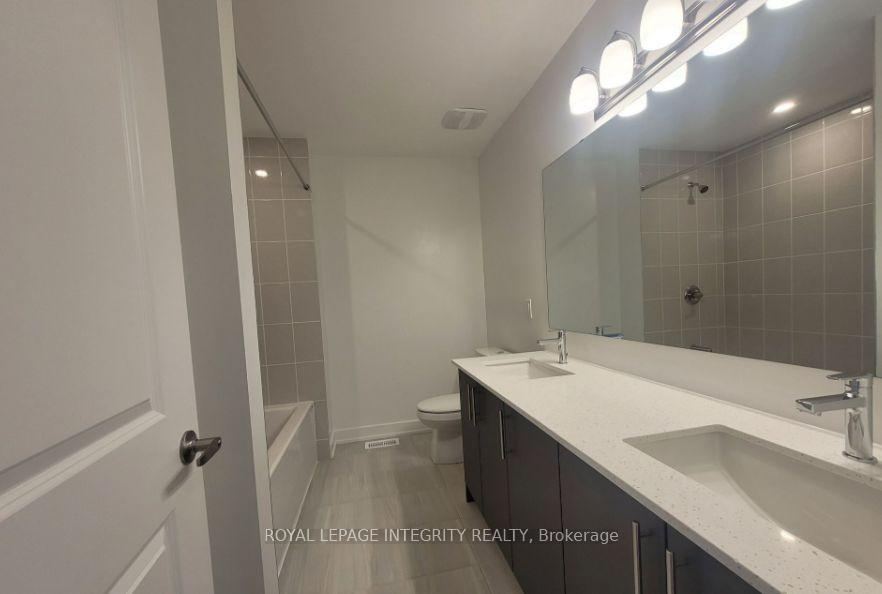 Photo 20 of 32 overberg Way, Ottawa, Kanata - Emerald Meadows/Trailwest — HOMEH