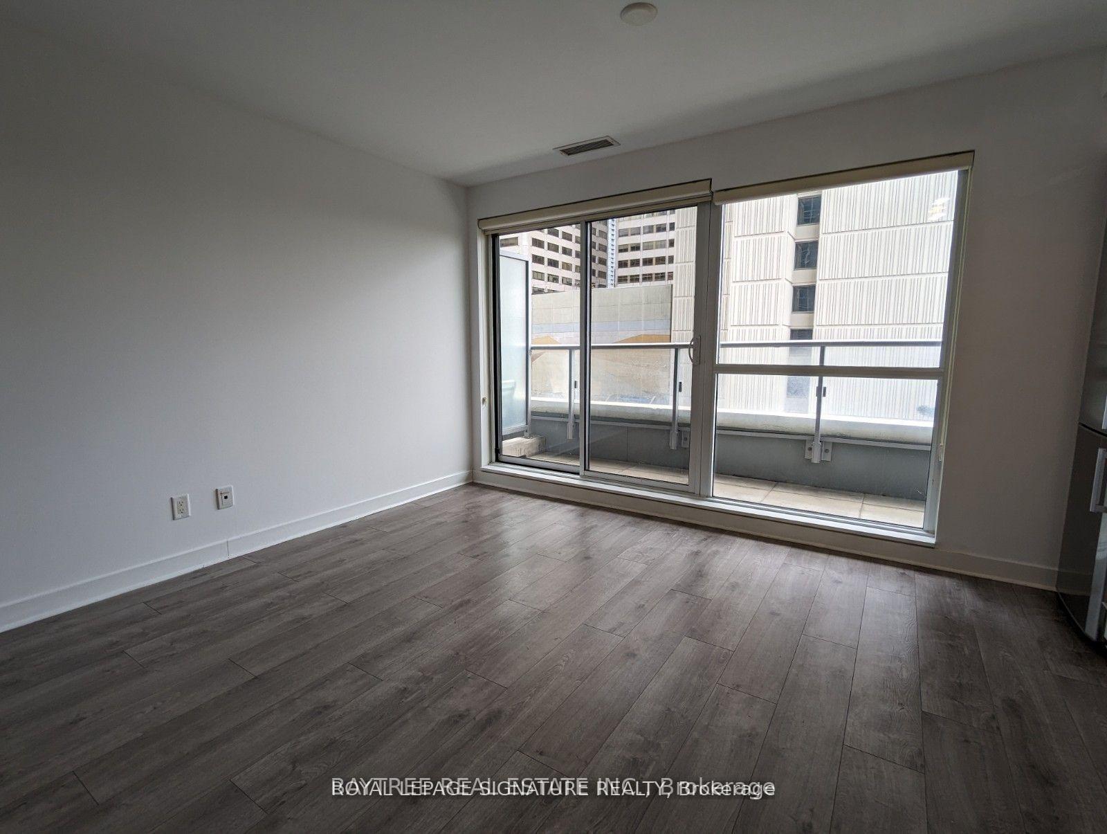 Photo 3 of Unit 413, 58 Orchard View Boulevard, Toronto, Yonge-Eglinton — HOMEH