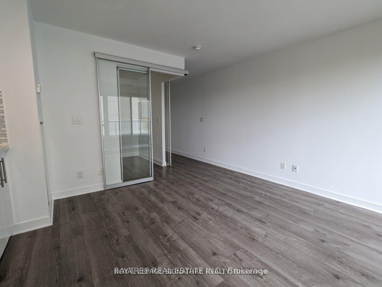 Photo 4 of Unit 413, 58 Orchard View Boulevard, Toronto, Yonge-Eglinton — HOMEH