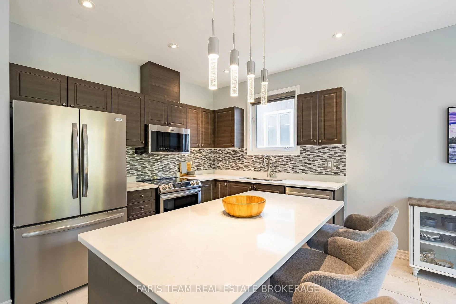 Photo 20 of 91 Allegra Drive, Wasaga Beach — HOMEH