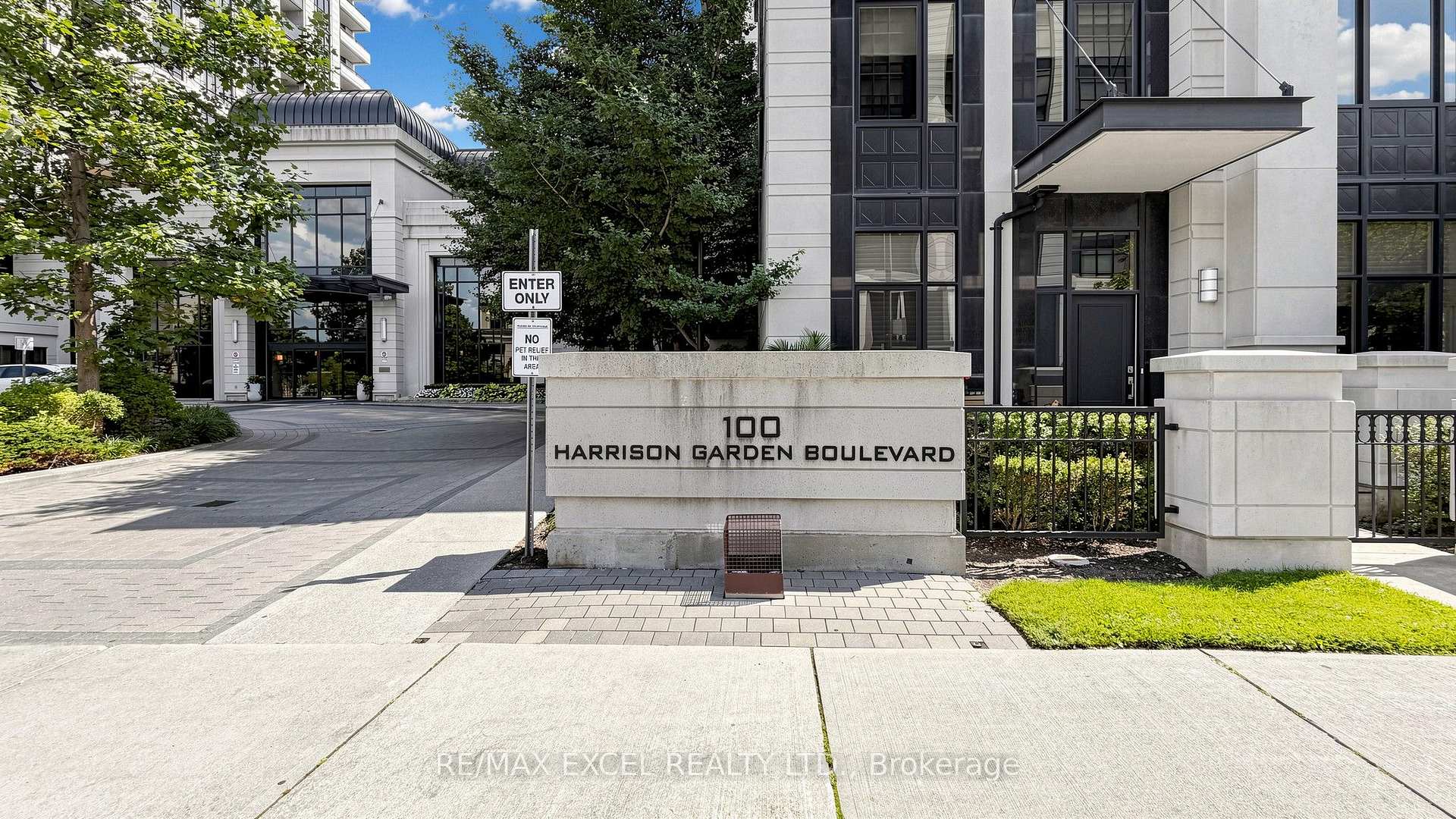 Photo 2 of Unit 602, 100 Harrison Garden Boulevard, North York, Willowdale East — HOMEH