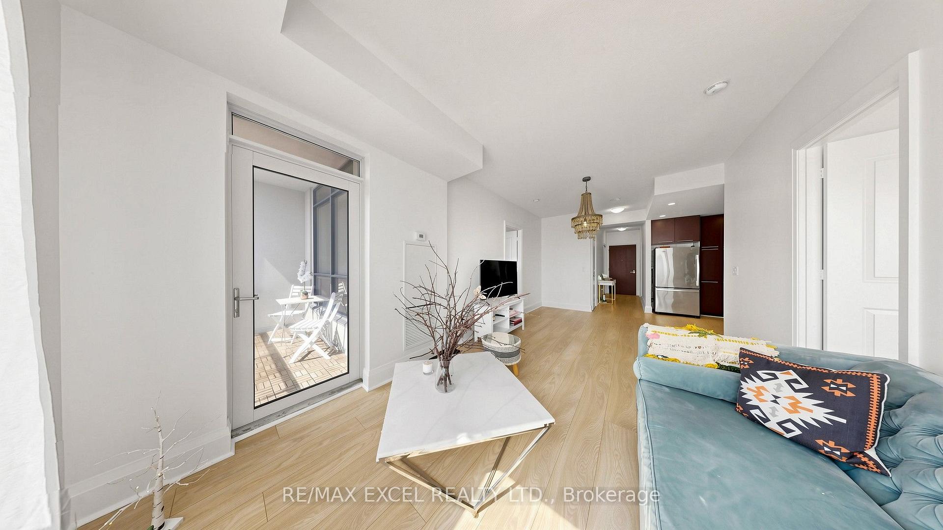 Photo 8 of Unit 602, 100 Harrison Garden Boulevard, North York, Willowdale East — HOMEH