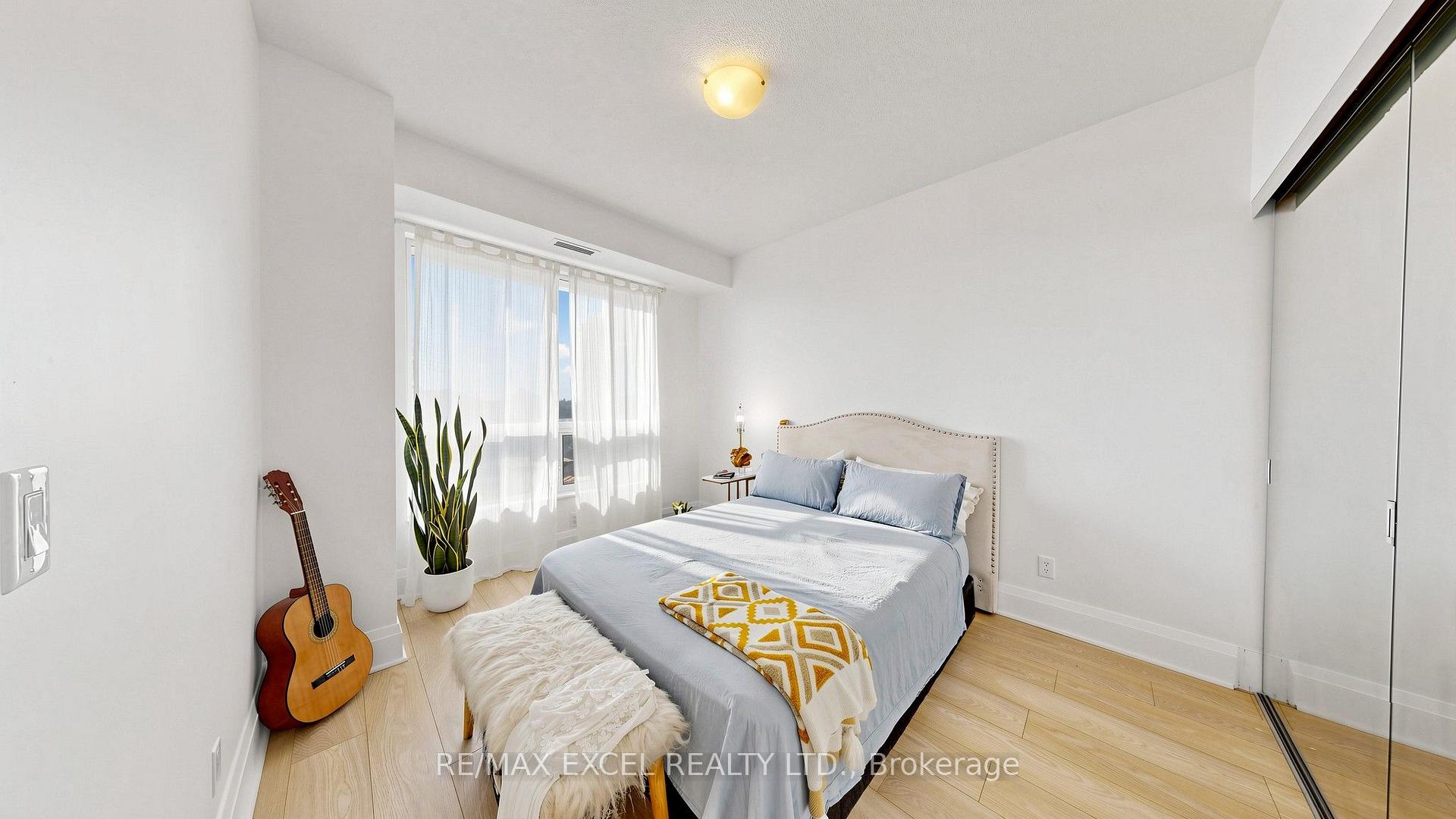 Photo 13 of Unit 602, 100 Harrison Garden Boulevard, North York, Willowdale East — HOMEH