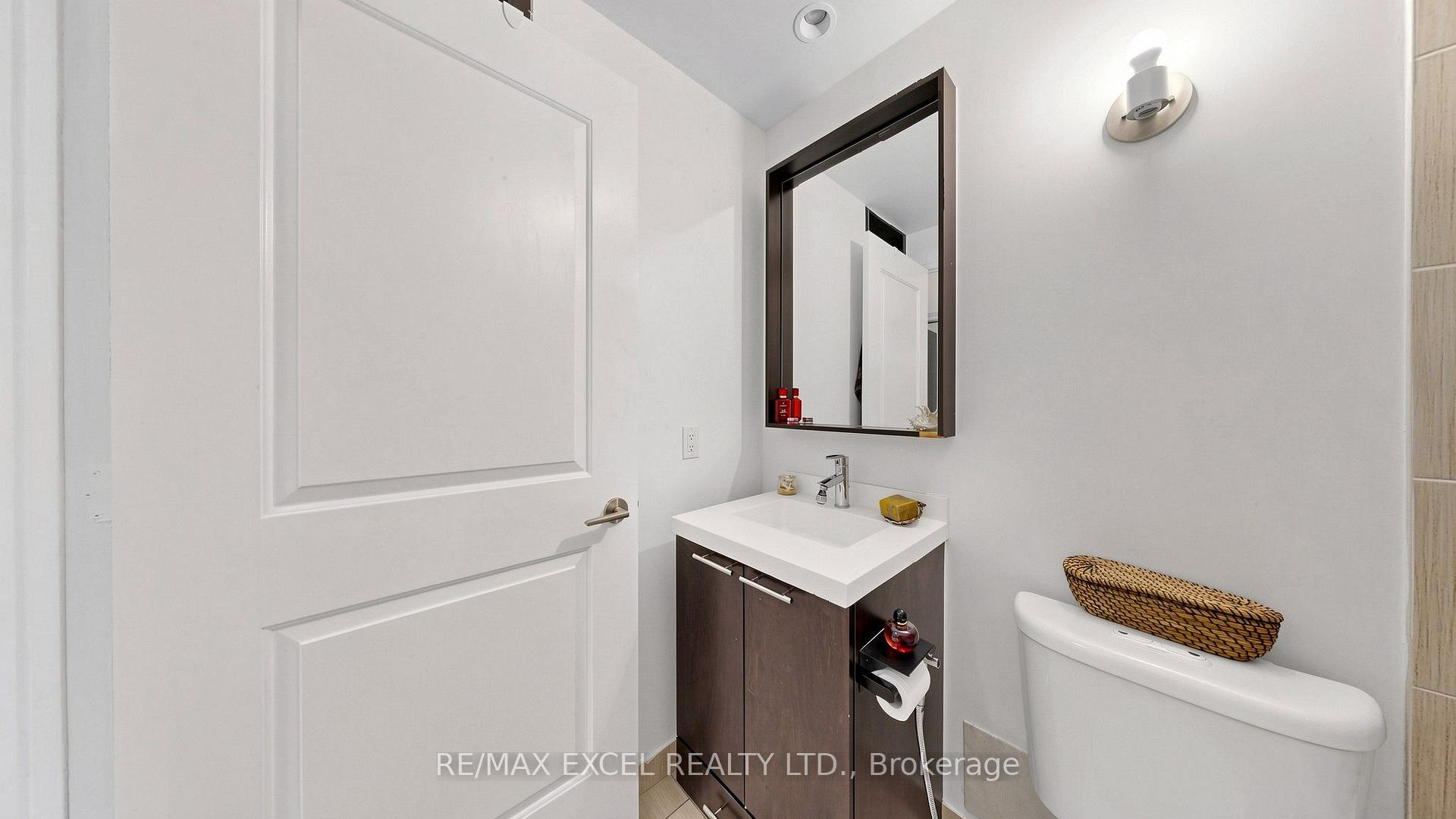 Photo 18 of Unit 602, 100 Harrison Garden Boulevard, North York, Willowdale East — HOMEH