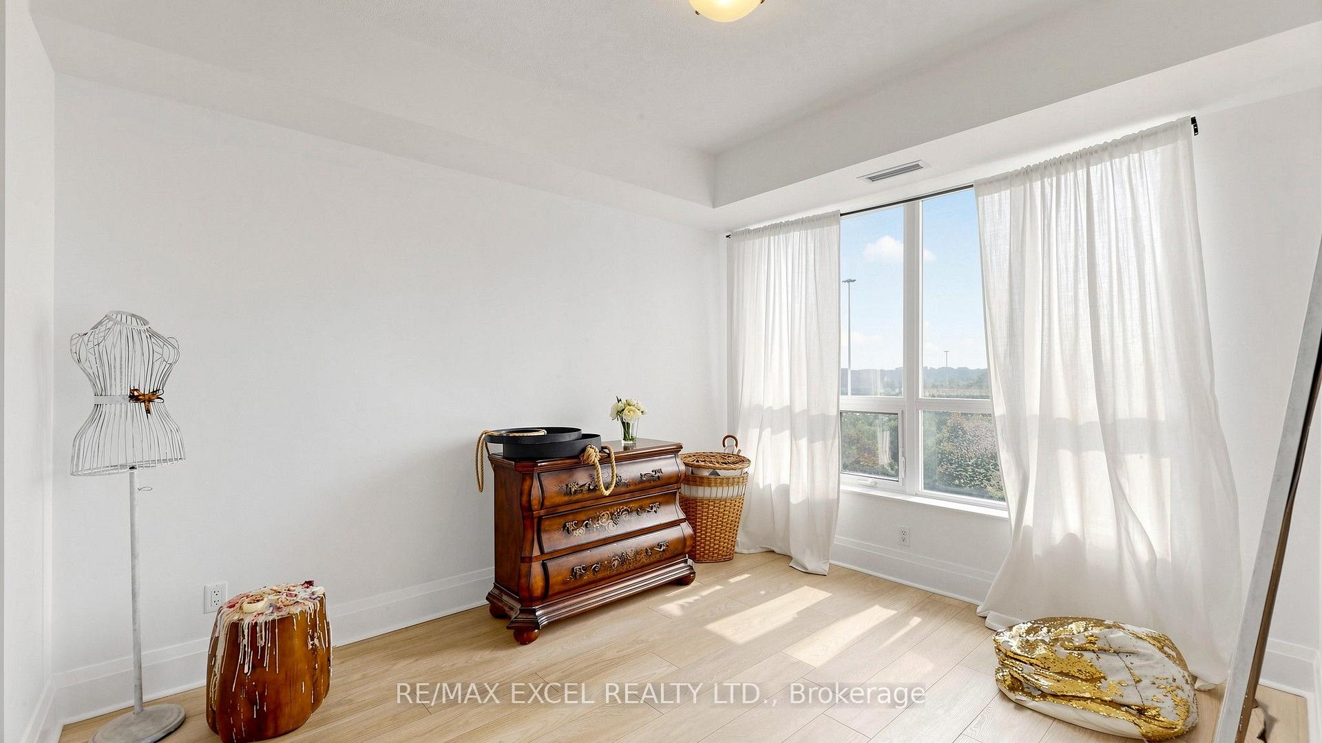 Photo 21 of Unit 602, 100 Harrison Garden Boulevard, North York, Willowdale East — HOMEH