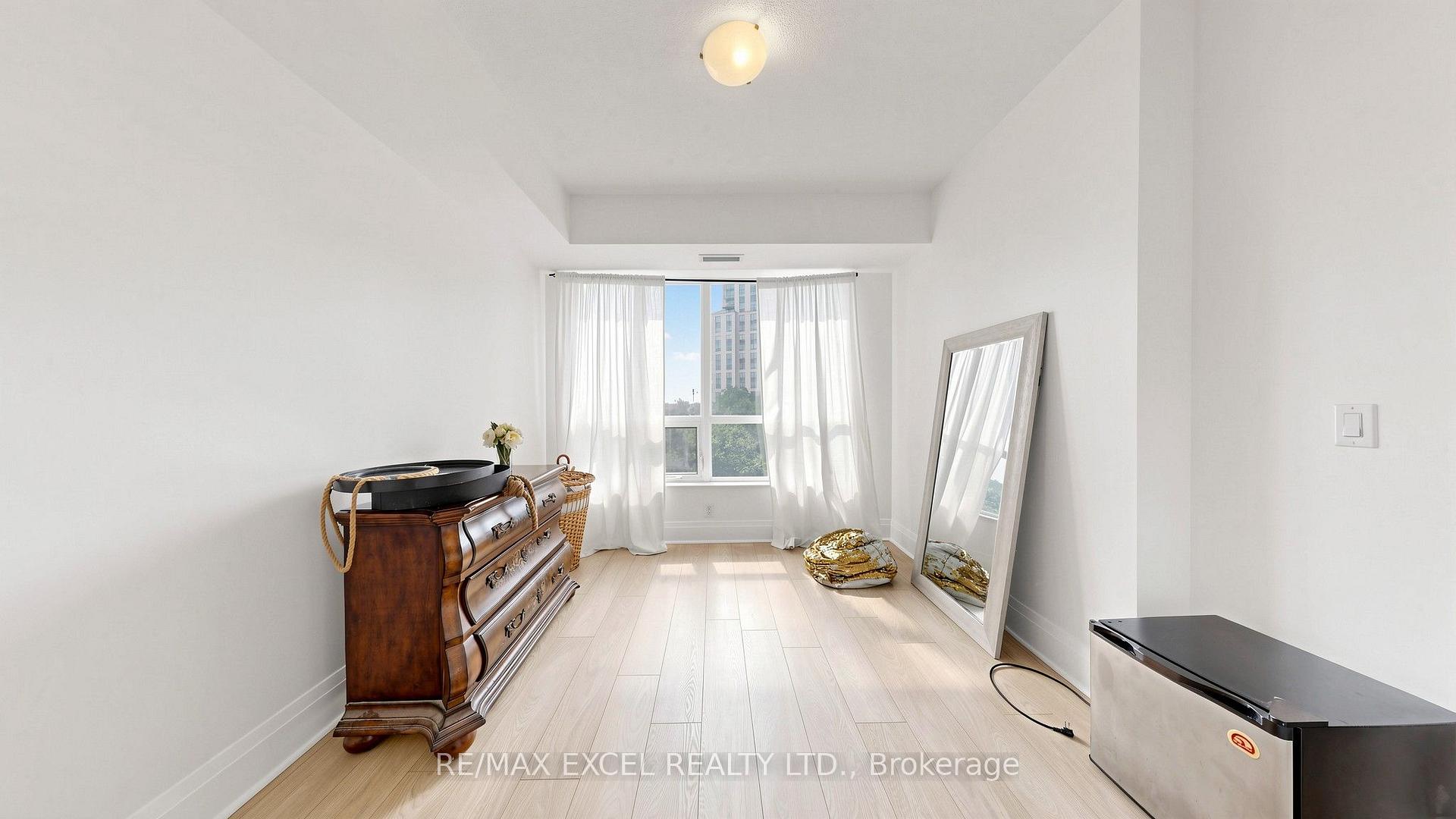 Photo 22 of Unit 602, 100 Harrison Garden Boulevard, North York, Willowdale East — HOMEH