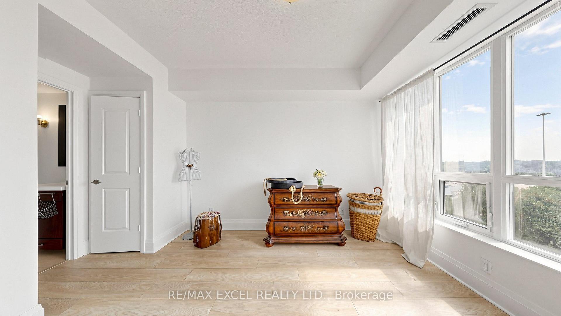 Photo 26 of Unit 602, 100 Harrison Garden Boulevard, North York, Willowdale East — HOMEH