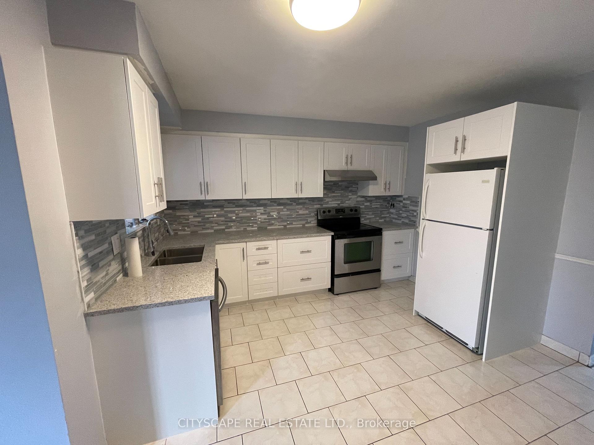Photo 2 of 594 Bunting Road, St. Catharines, Bunting/Linwell — HOMEH
