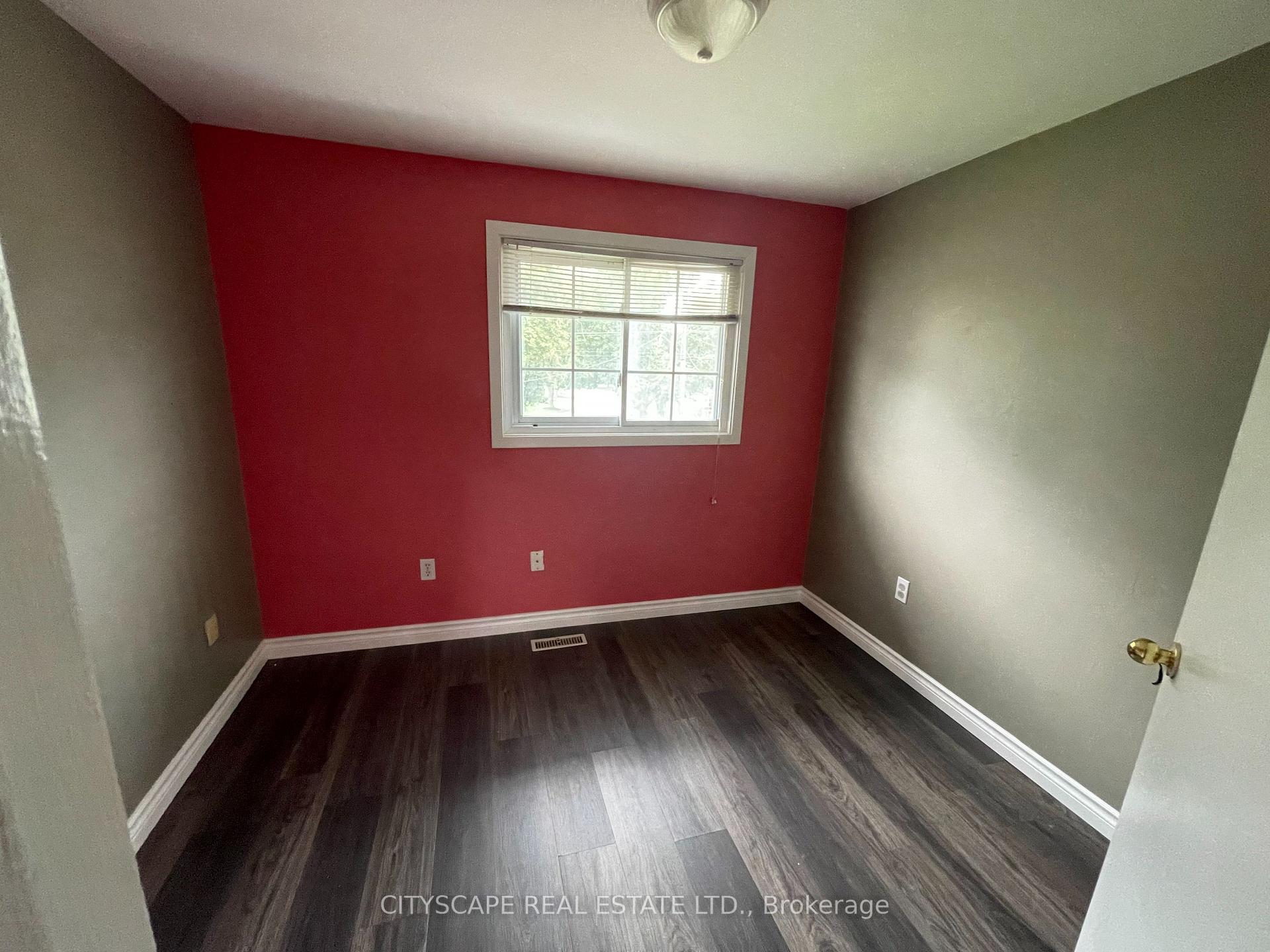 Photo 4 of 594 Bunting Road, St. Catharines, Bunting/Linwell — HOMEH
