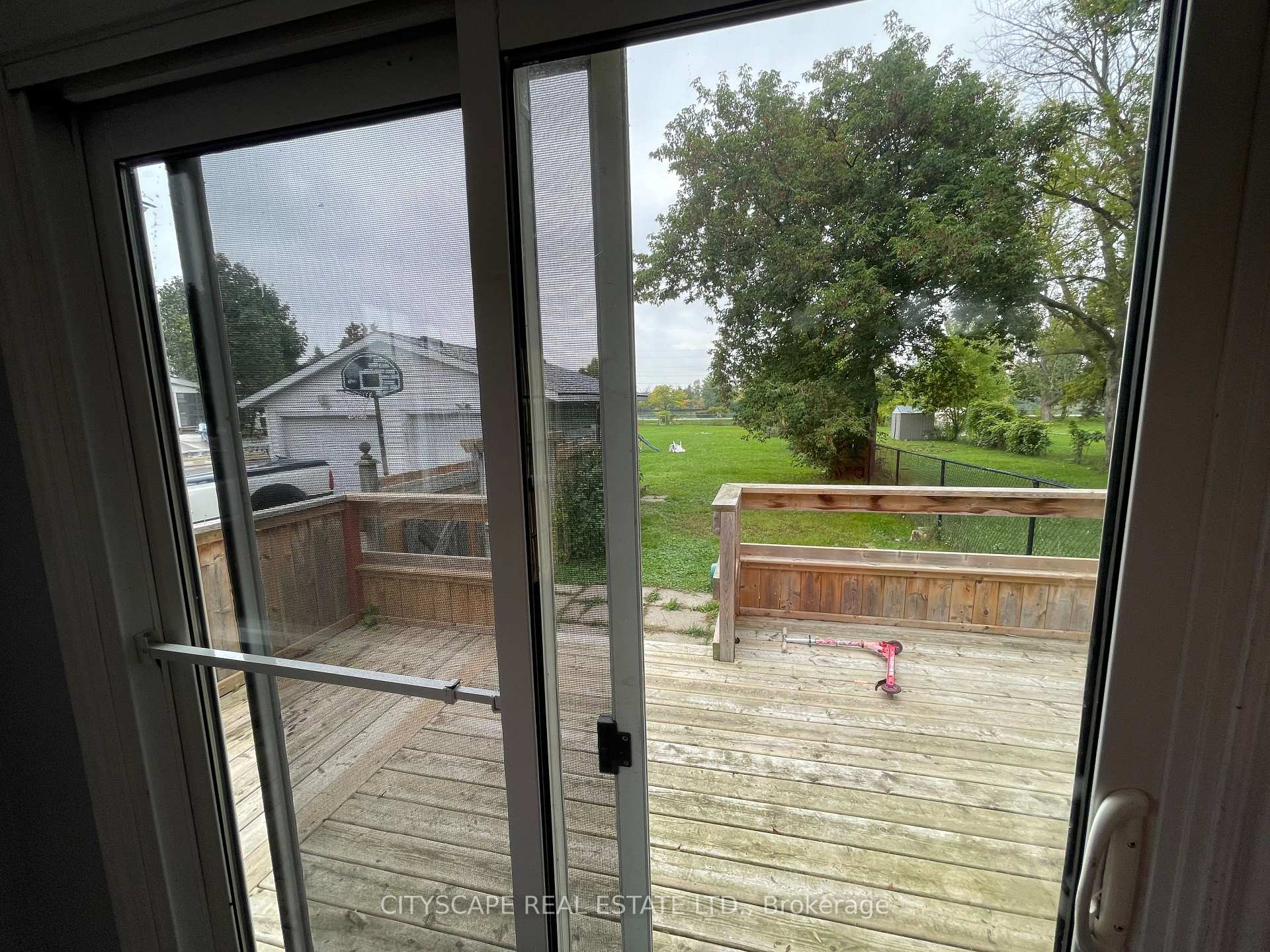Photo 7 of 594 Bunting Road, St. Catharines, Bunting/Linwell — HOMEH