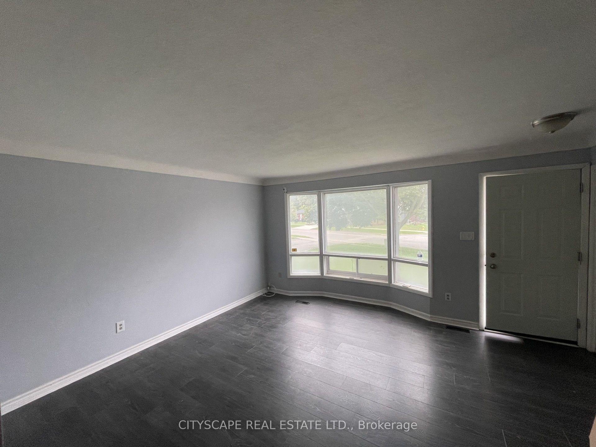Photo 5 of 594 Bunting Road, St. Catharines, Bunting/Linwell — HOMEH