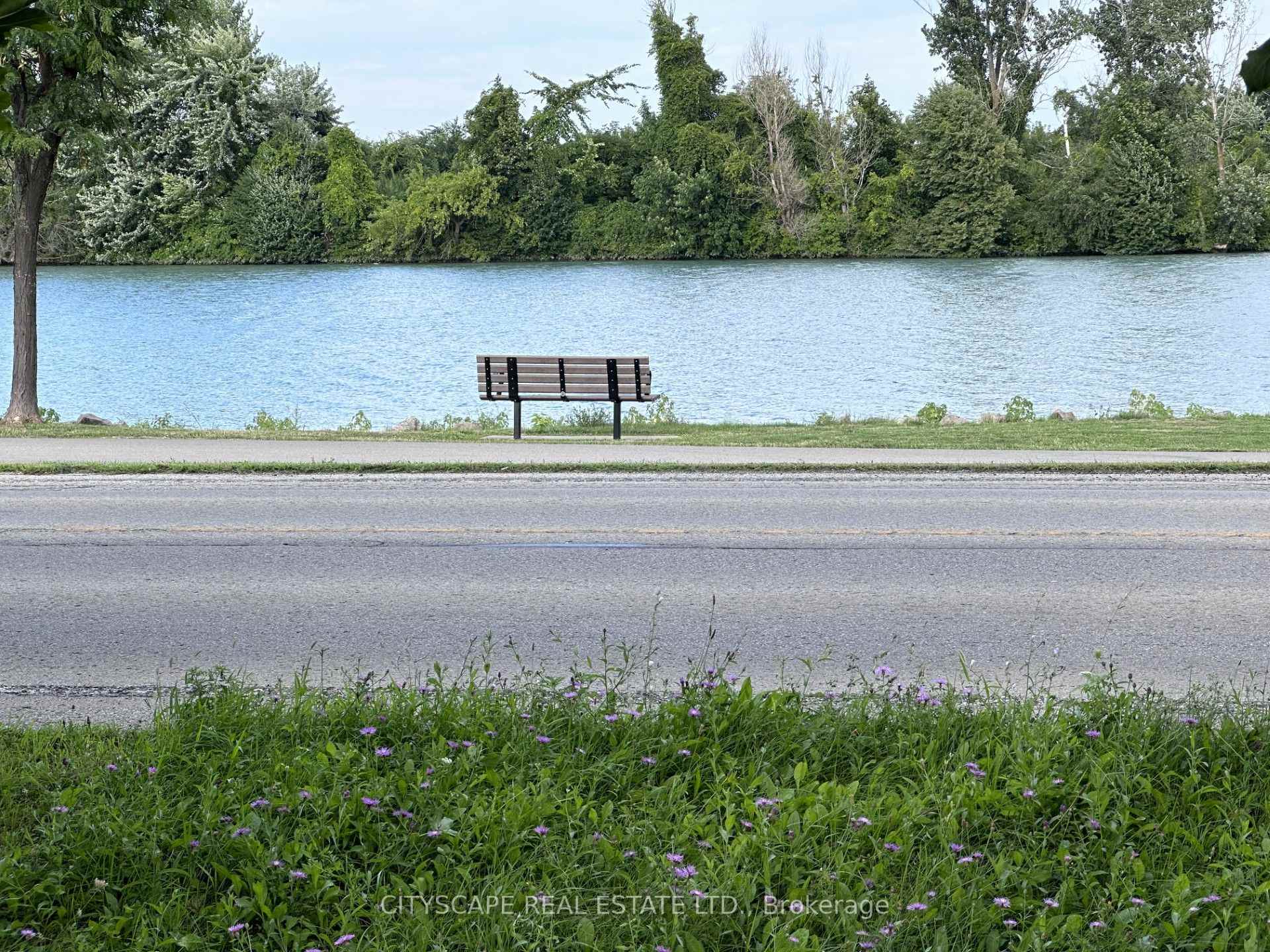Photo 14 of 594 Bunting Road, St. Catharines, Bunting/Linwell — HOMEH