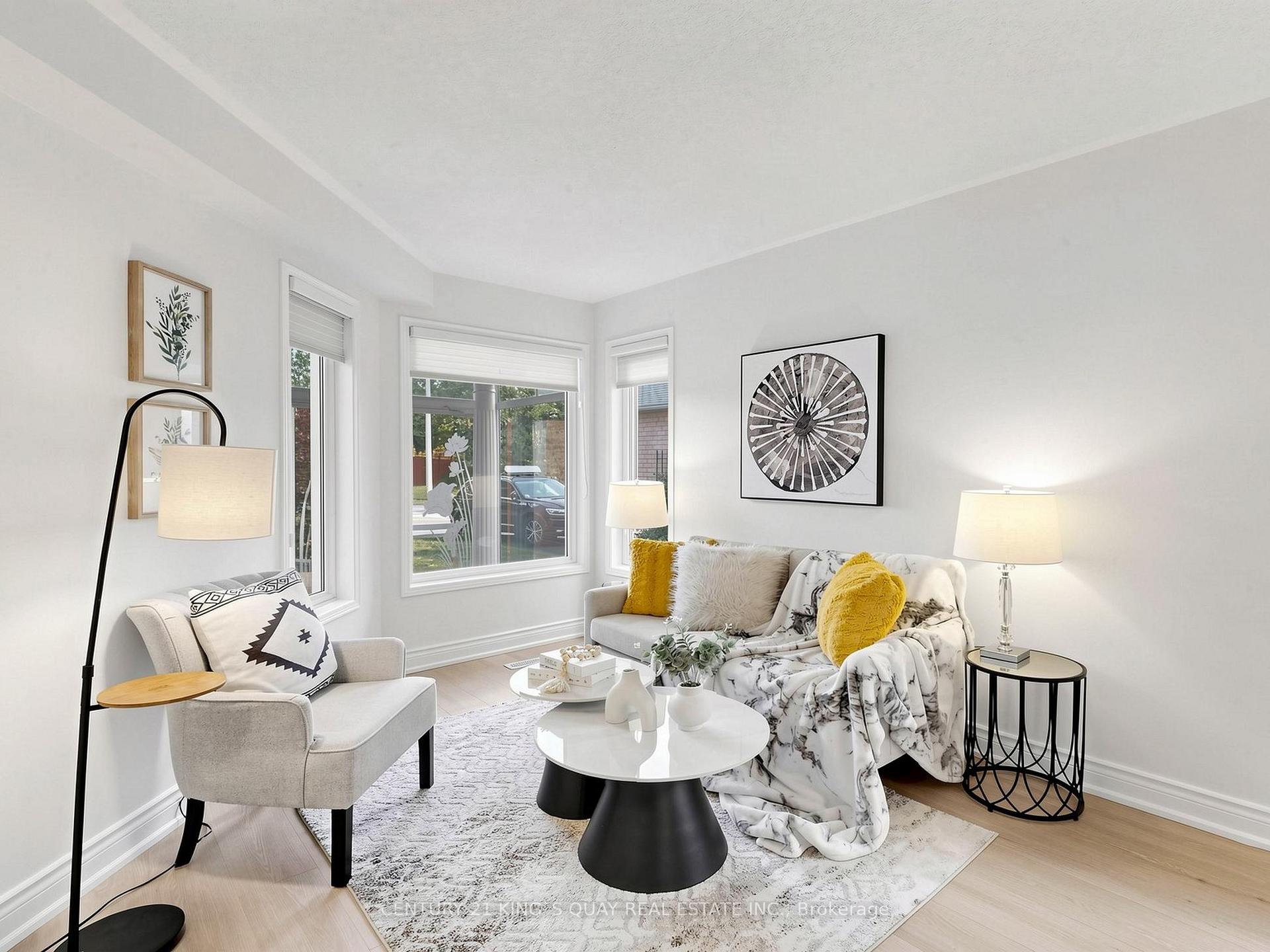 Photo 4 of 72 Dunsmore Crescent, Richmond Hill, Crosby — HOMEH