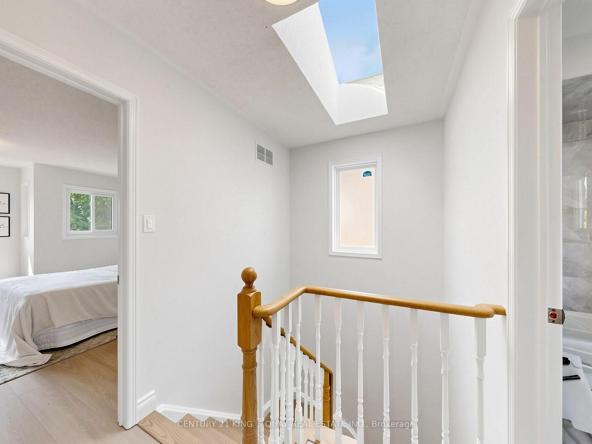 Photo 14 of 72 Dunsmore Crescent, Richmond Hill, Crosby — HOMEH