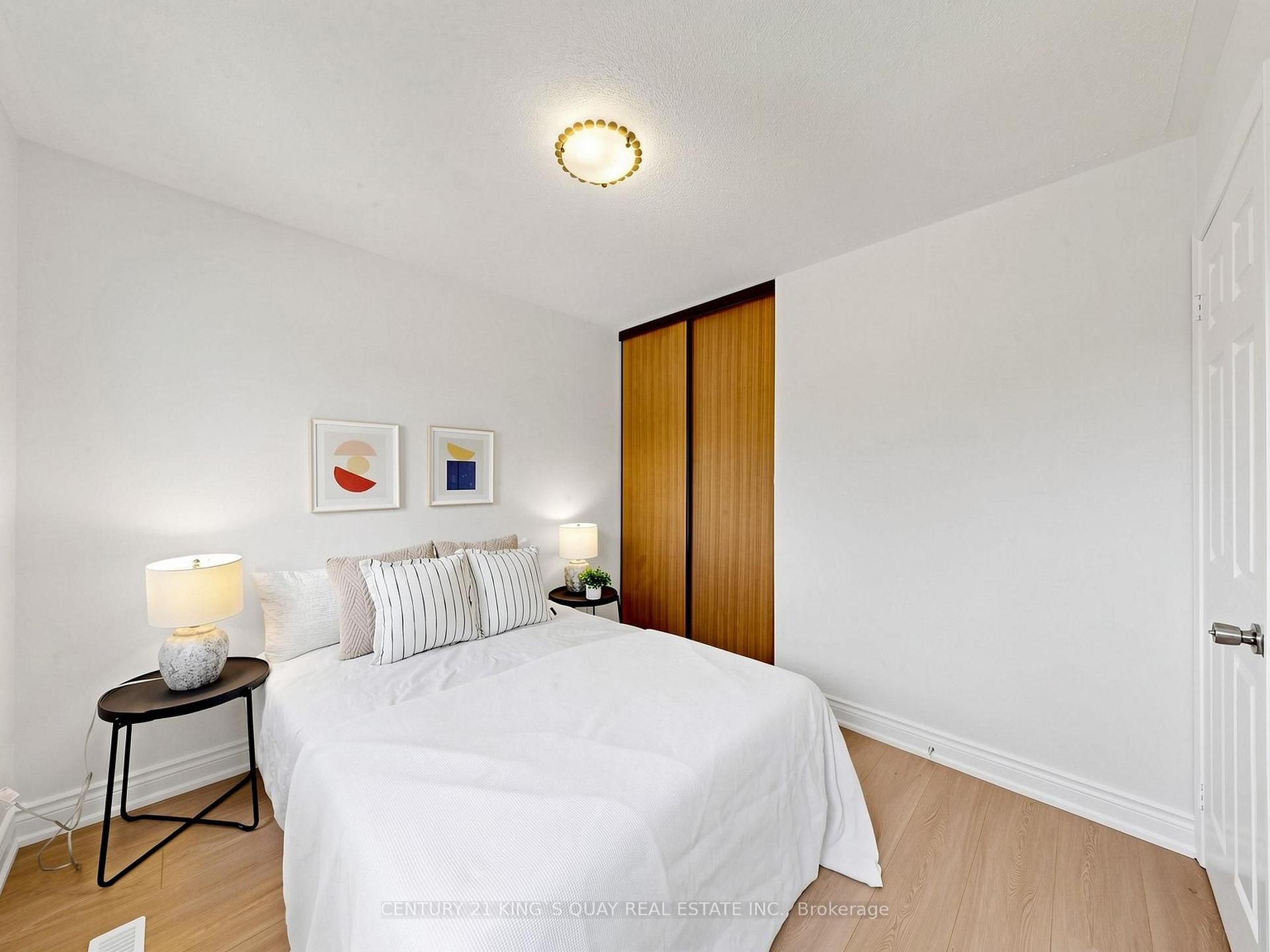 Photo 16 of 72 Dunsmore Crescent, Richmond Hill, Crosby — HOMEH