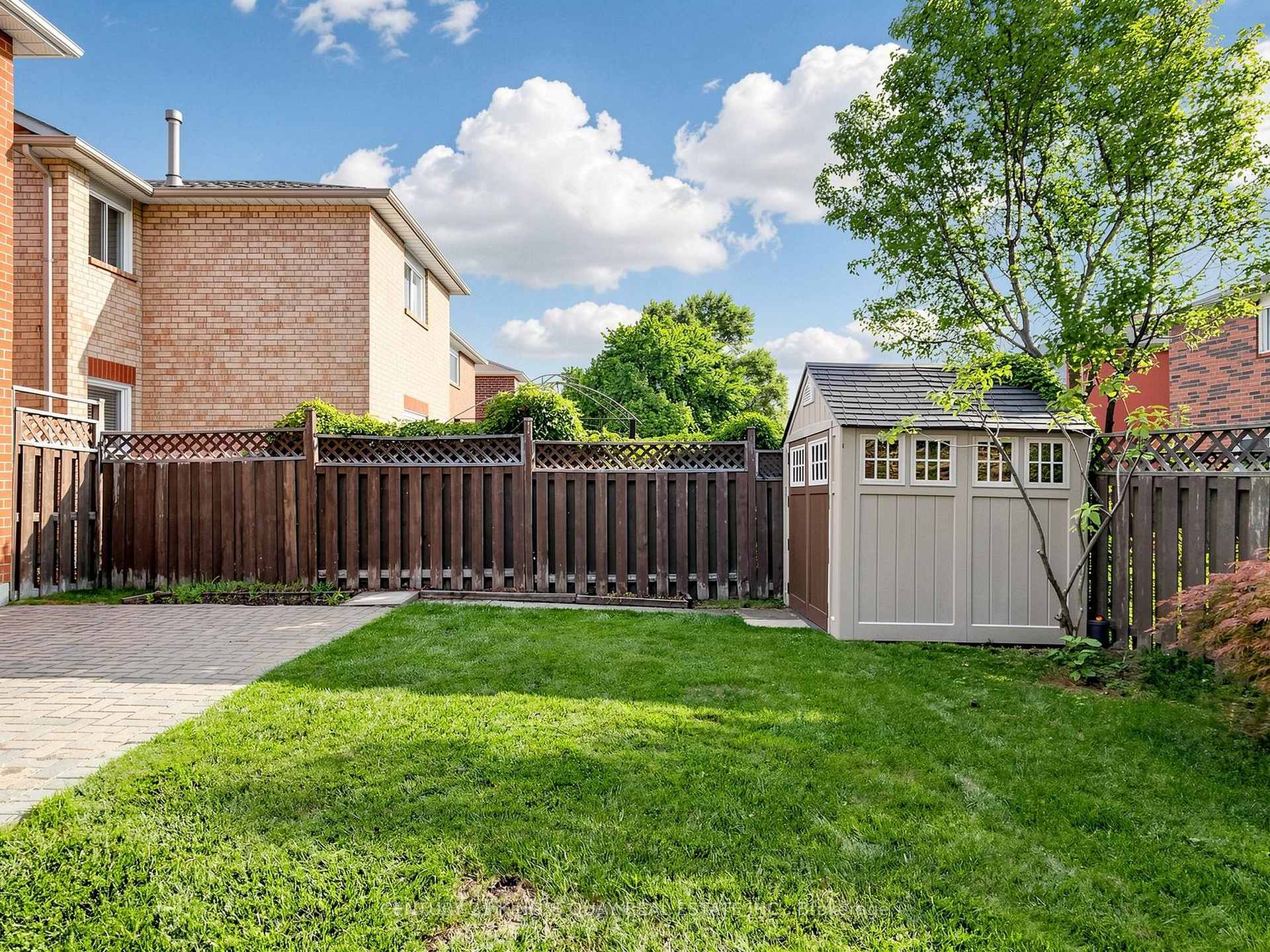 Photo 25 of 72 Dunsmore Crescent, Richmond Hill, Crosby — HOMEH
