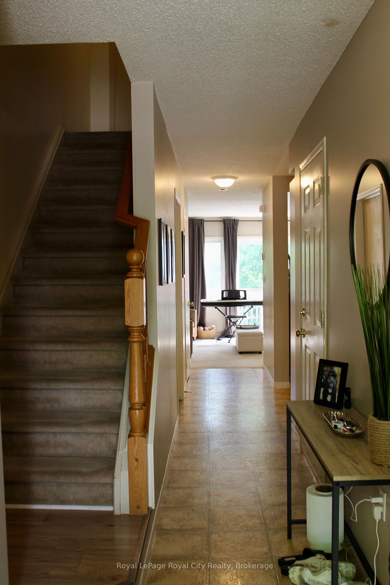 Photo 7 of Unit 41, 151 Clairfields Drive E, Guelph, Pineridge/Westminster Woods — HOMEH
