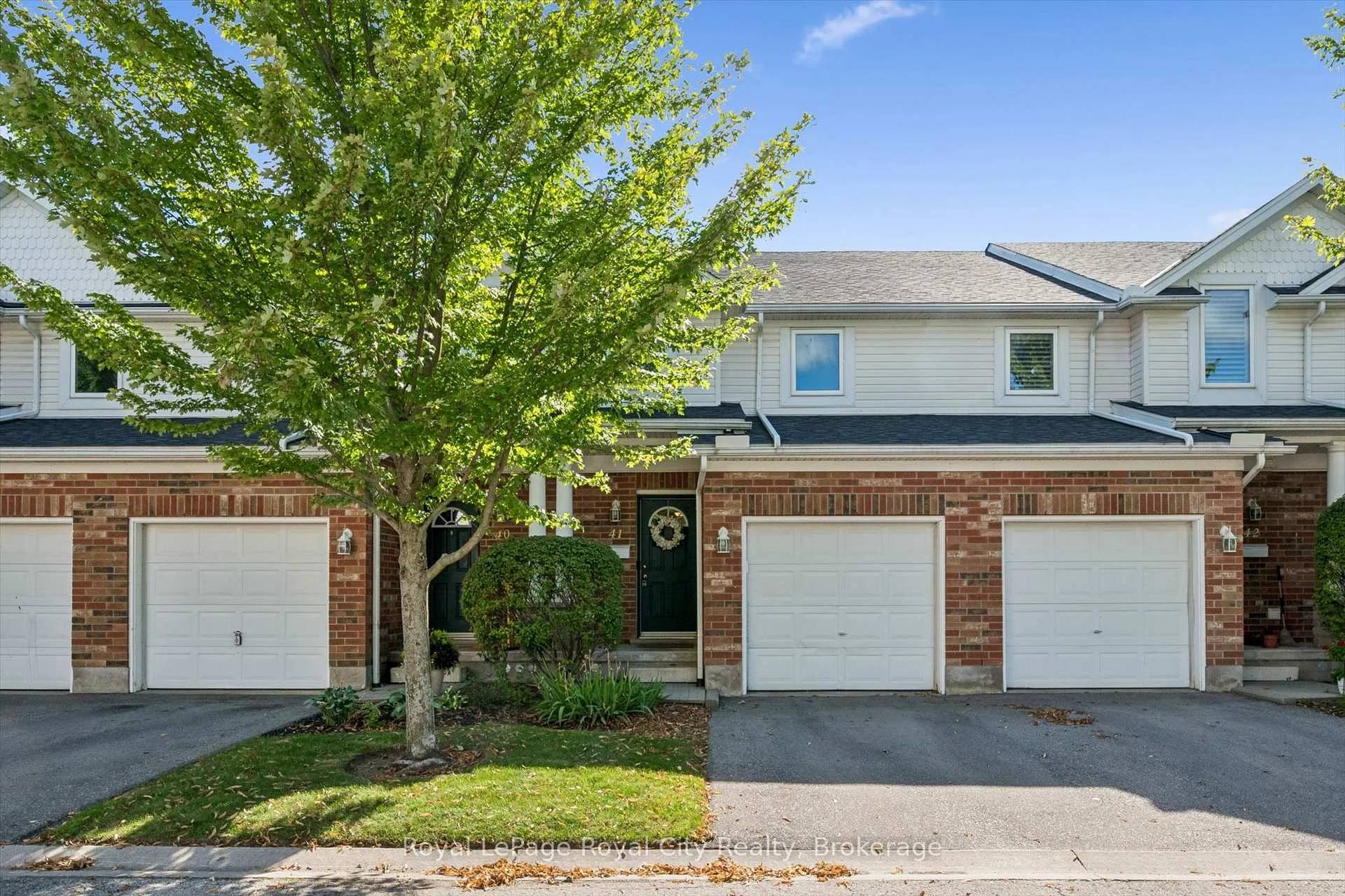 Photo 1 of Unit 41, 151 Clairfields Drive E, Guelph, Pineridge/Westminster Woods — HOMEH