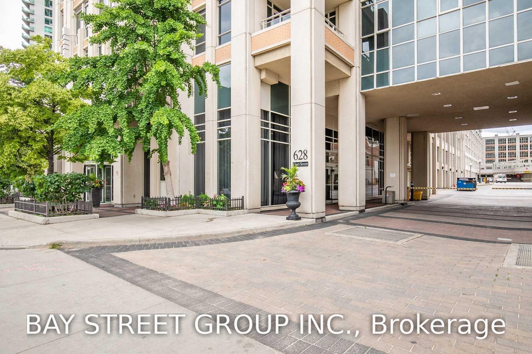 Photo 2 of Unit 1801, 628 Fleet Street, Toronto, Niagara — HOMEH