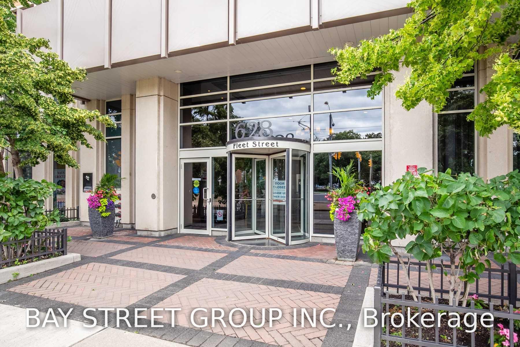 Photo 3 of Unit 1801, 628 Fleet Street, Toronto, Niagara — HOMEH