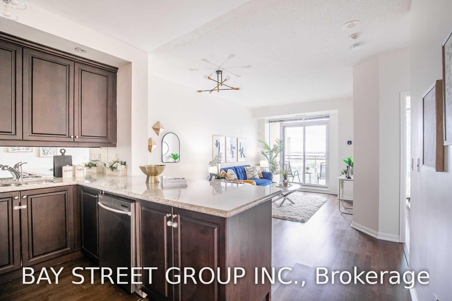 Photo 7 of Unit 1801, 628 Fleet Street, Toronto, Niagara — HOMEH