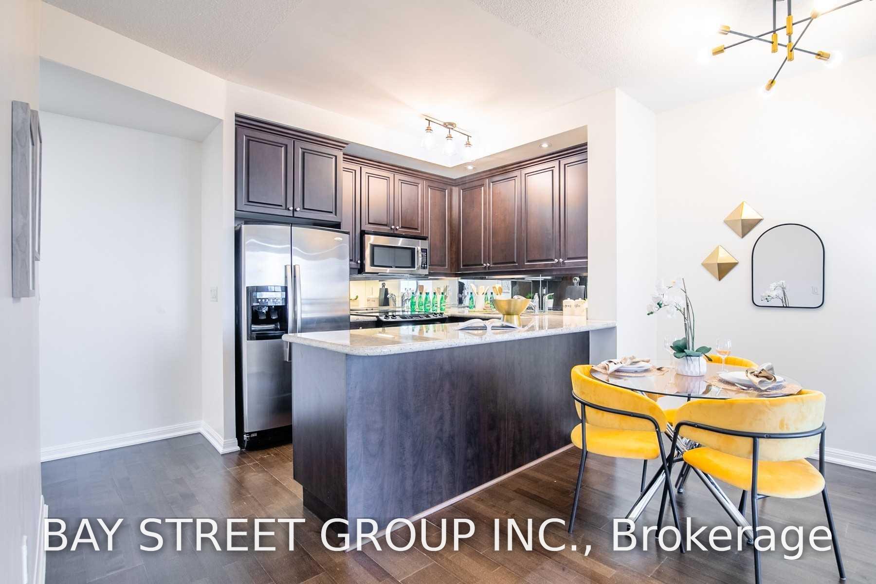 Photo 10 of Unit 1801, 628 Fleet Street, Toronto, Niagara — HOMEH