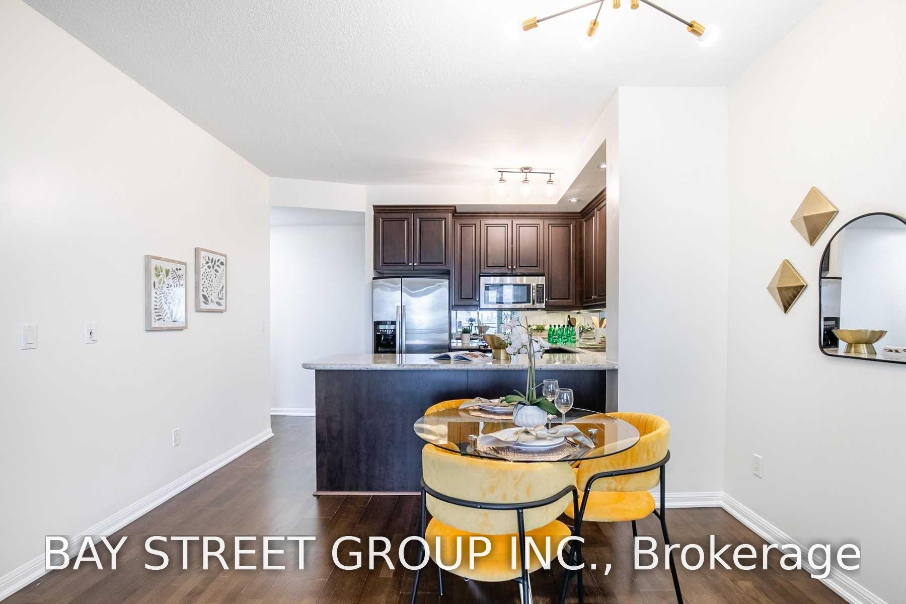 Photo 12 of Unit 1801, 628 Fleet Street, Toronto, Niagara — HOMEH