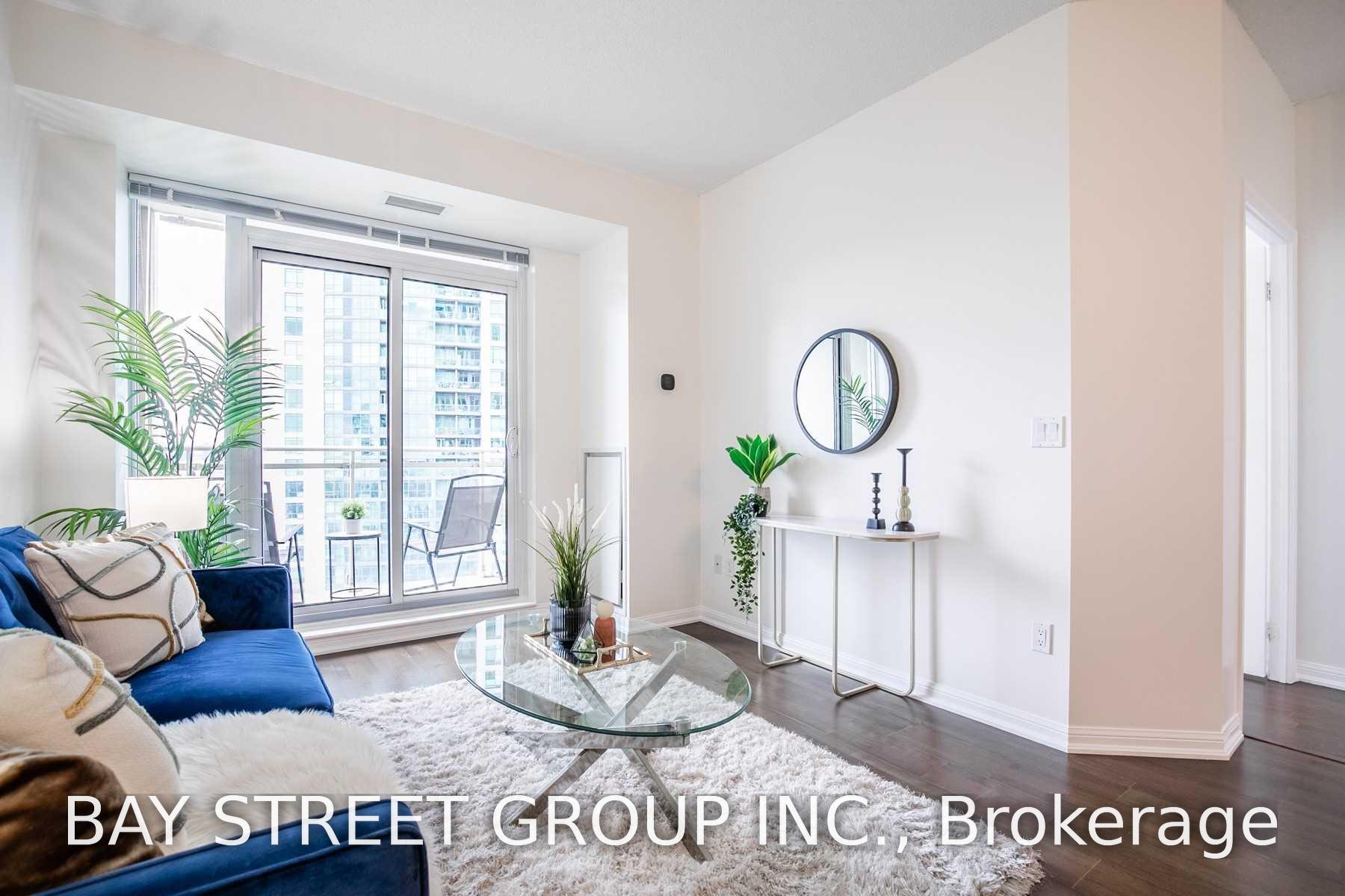 Photo 15 of Unit 1801, 628 Fleet Street, Toronto, Niagara — HOMEH