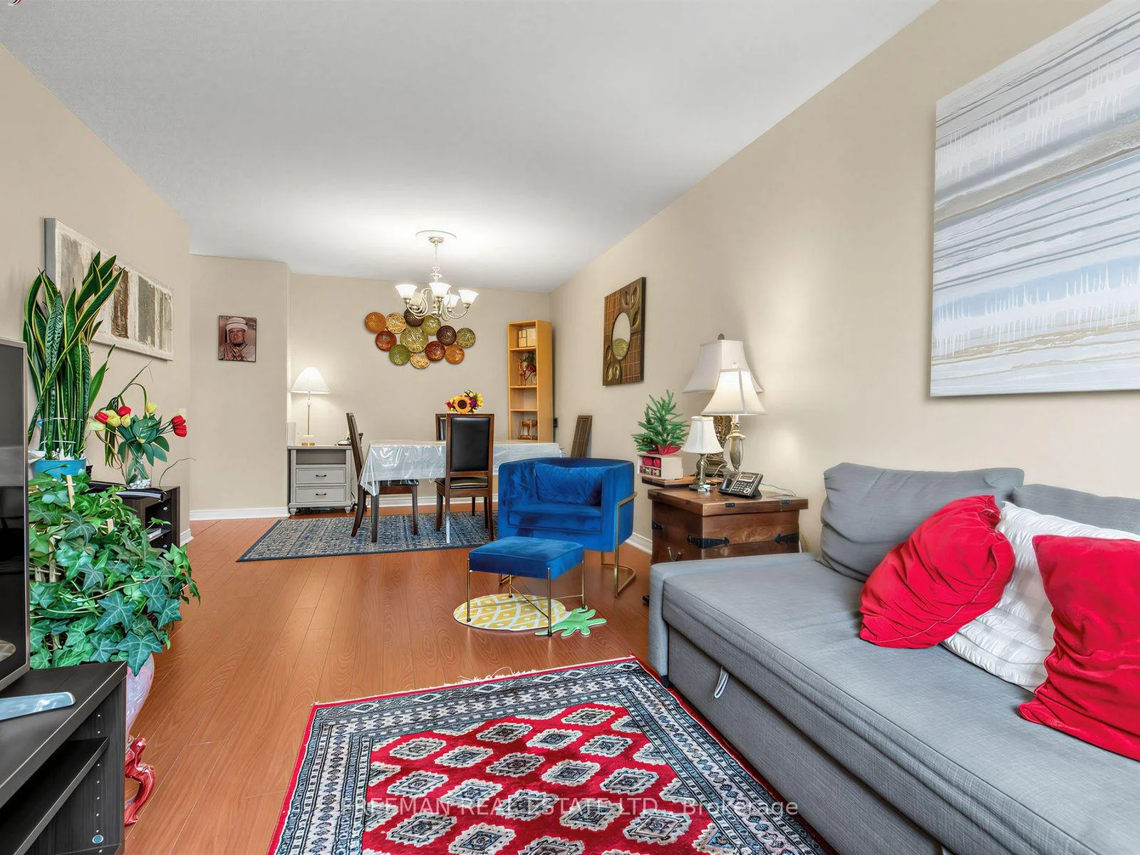 Photo 7 of Unit 910, 11 Thorncliffe Park Drive, Toronto, Thorncliffe Park — HOMEH