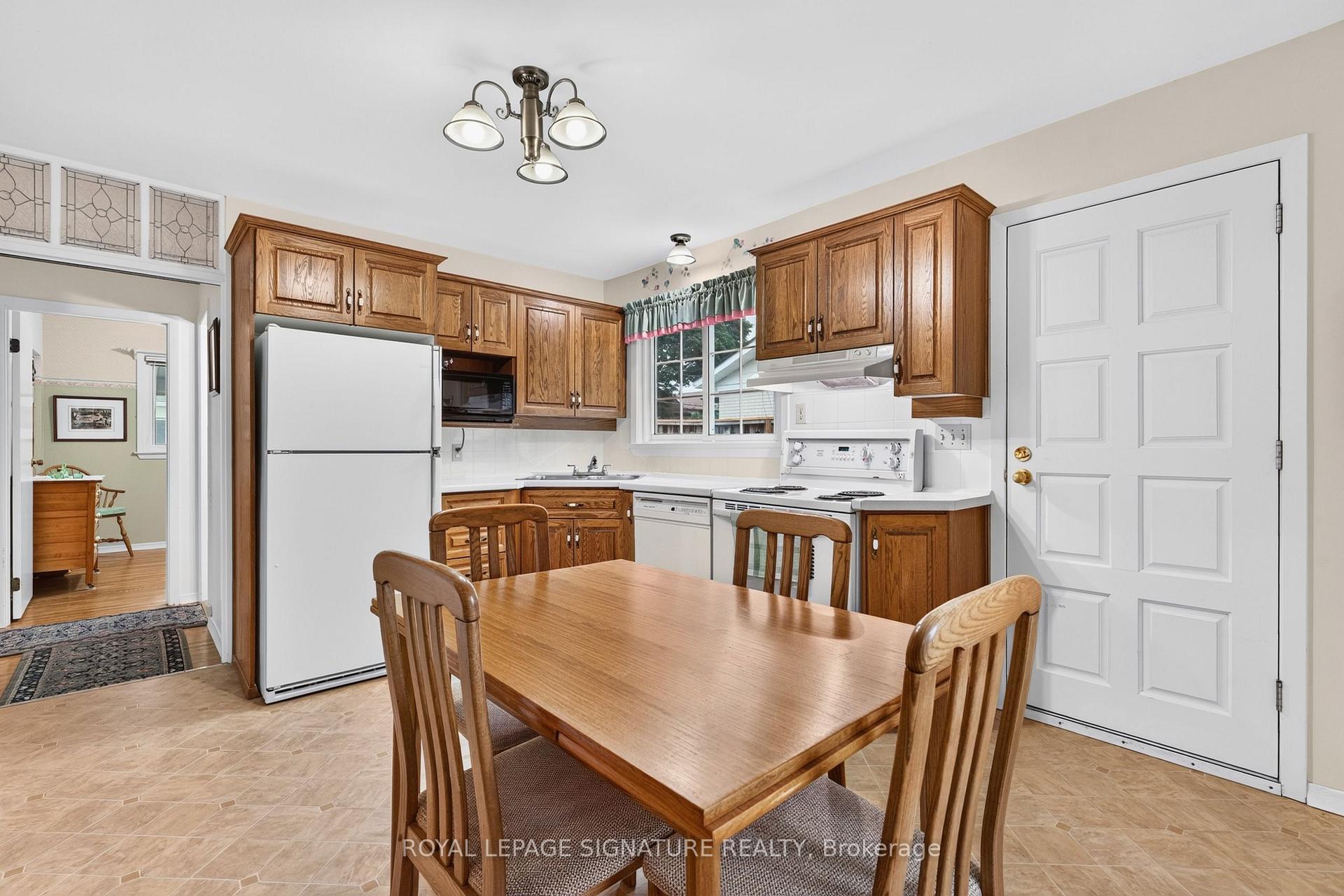 Photo 6 of 150 Clements Road E, Ajax, South East — HOMEH